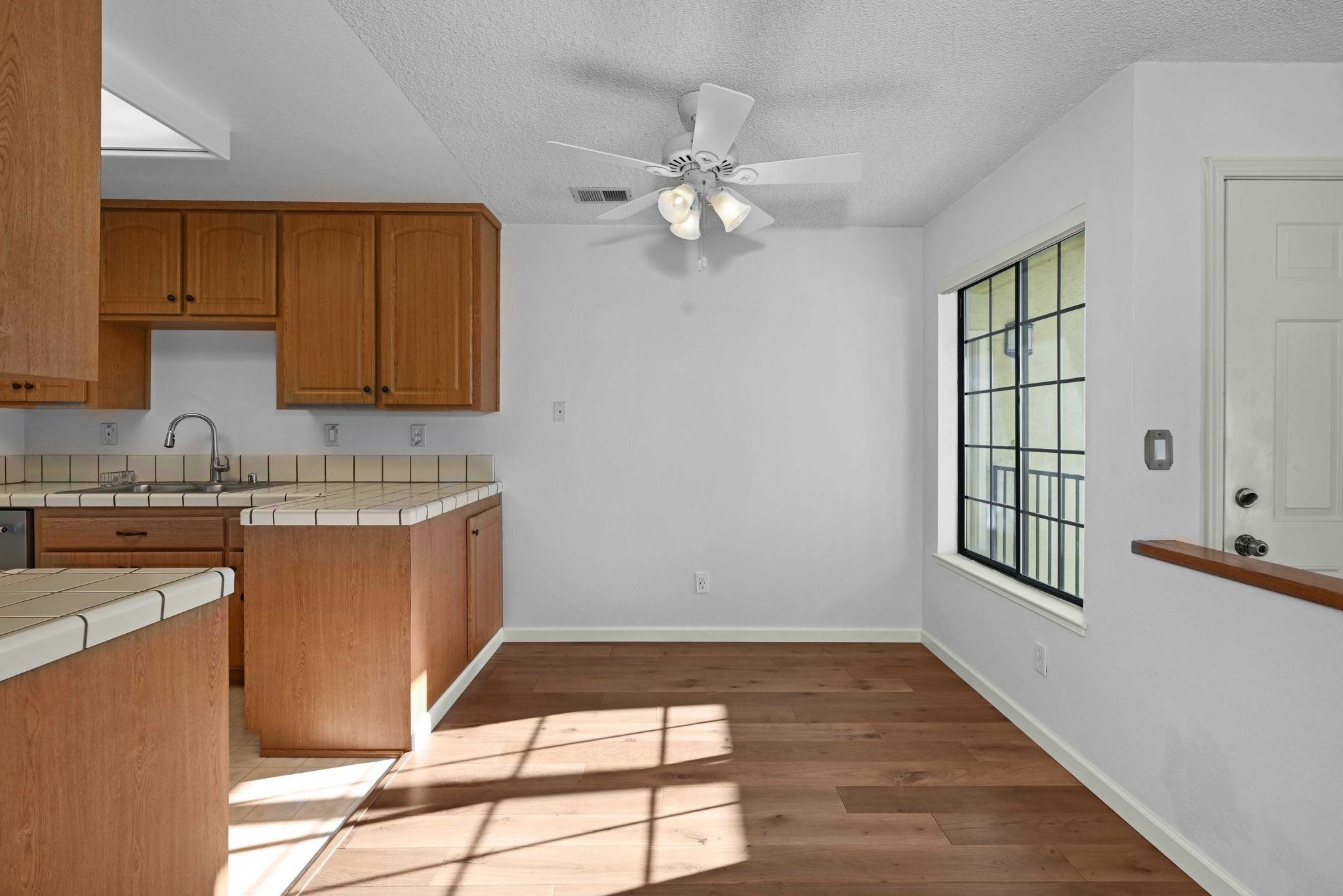 Photo #9: 41120394 Listing: Photo #9