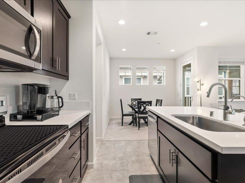 Detail Gallery Image 19 of 40 For 17353 Morning View Drive, Lathrop,  CA 95330 - 3 Beds | 2 Baths