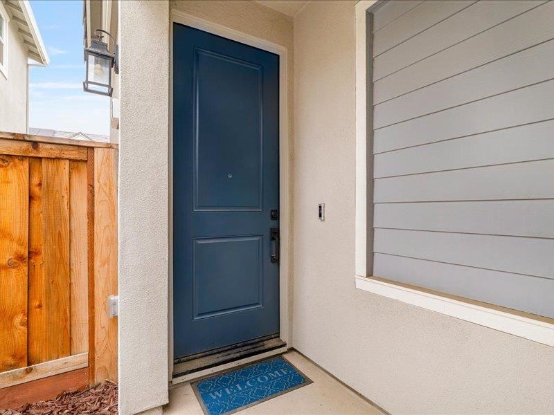 Detail Gallery Image 5 of 40 For 17353 Morning View Drive, Lathrop,  CA 95330 - 3 Beds | 2 Baths