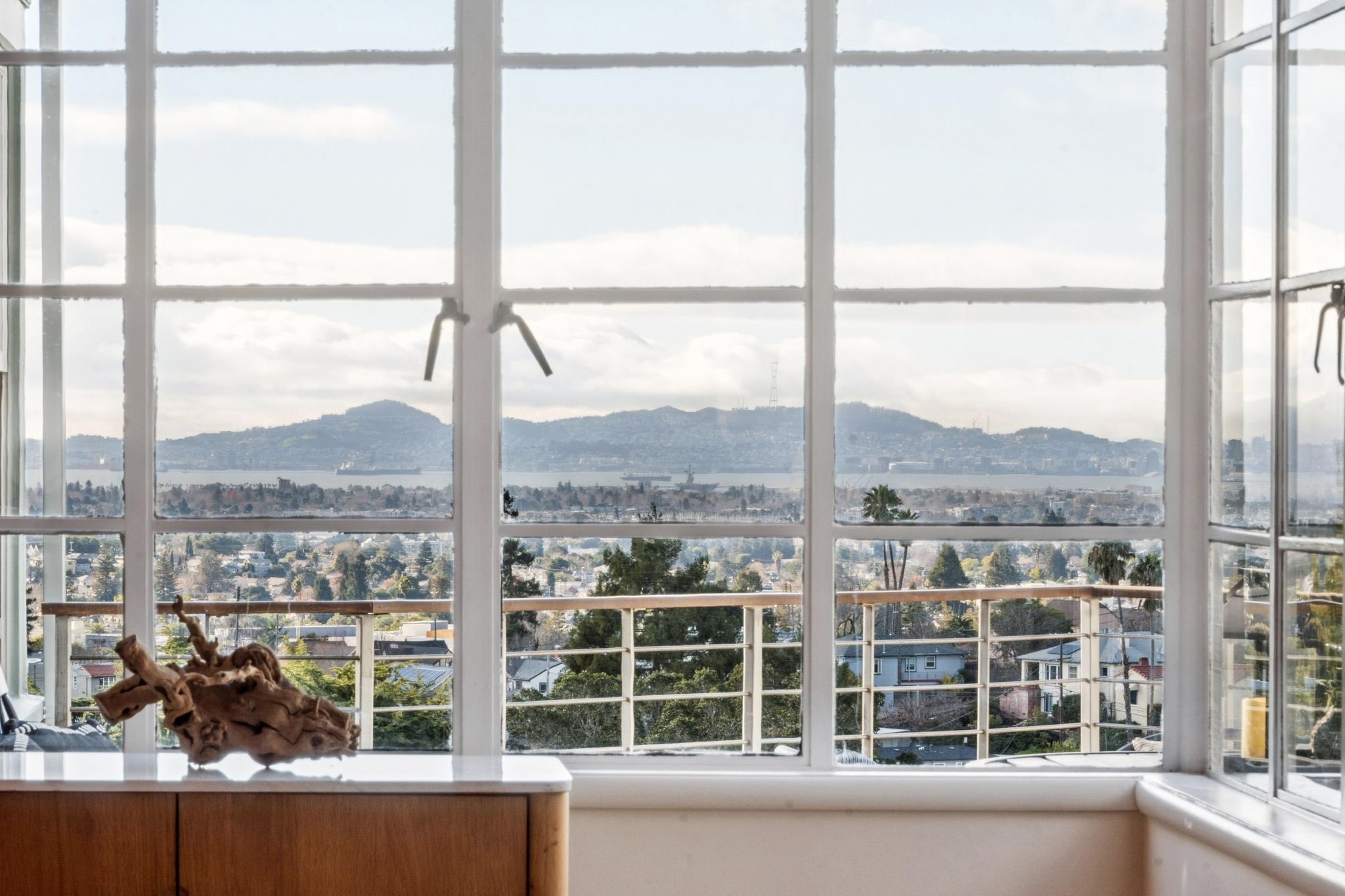 Detail Gallery Image 7 of 60 For 4623 Davenport Ave, Oakland,  CA 94619 - 3 Beds | 2 Baths