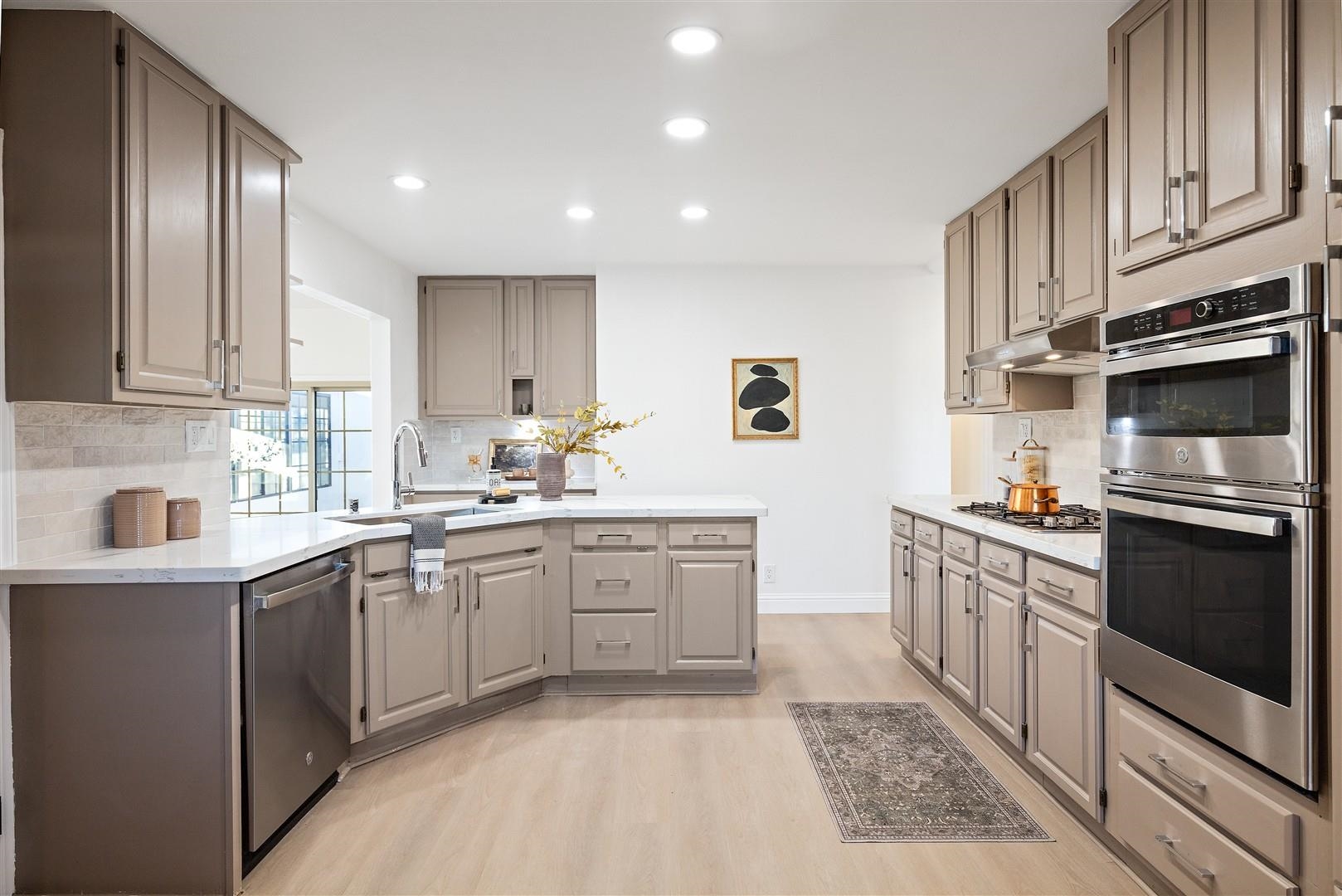 Detail Gallery Image 5 of 40 For 35875 Argonne St, Newark,  CA 94560 - 3 Beds | 2 Baths