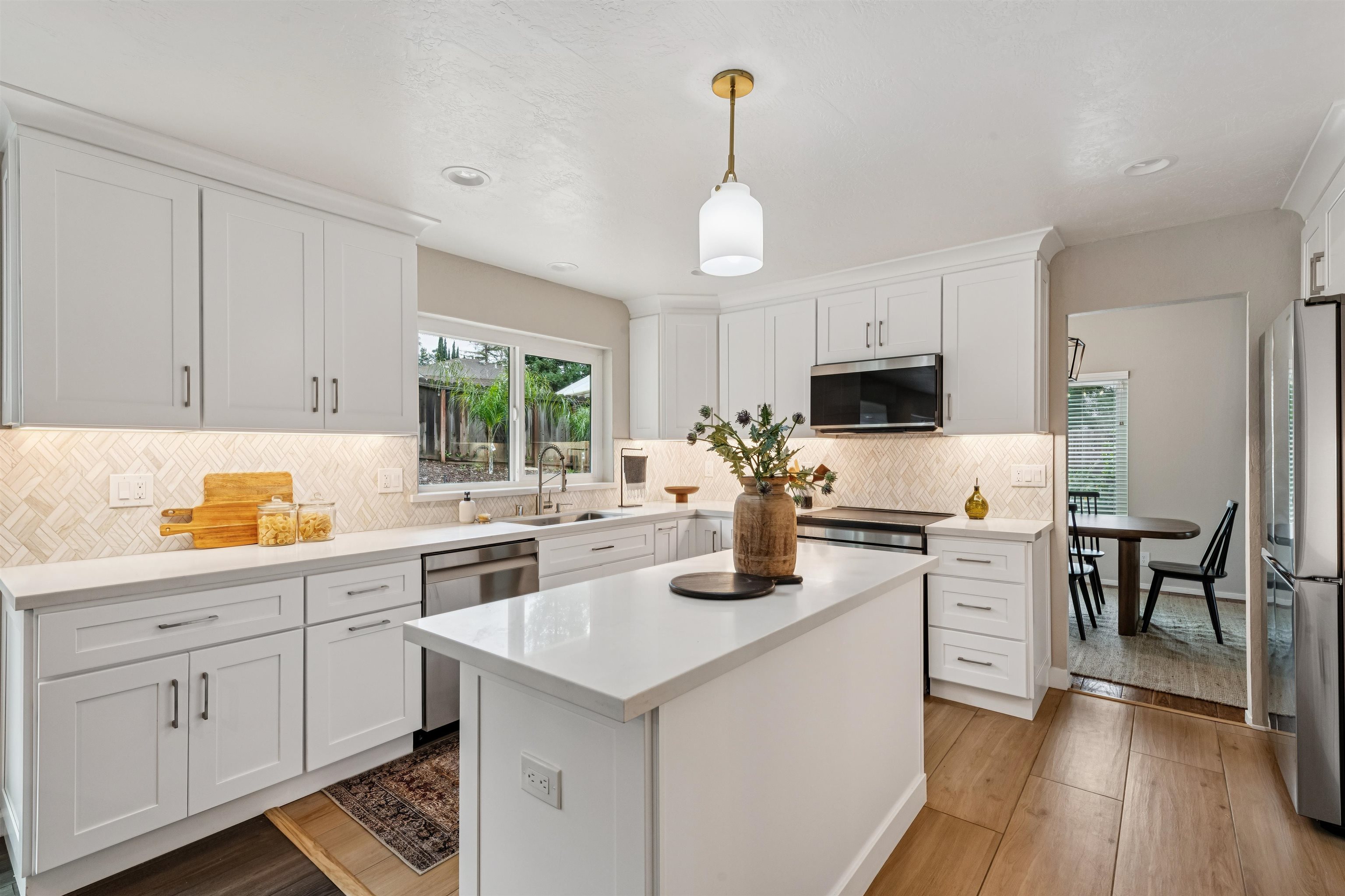 Detail Gallery Image 13 of 53 For 3020 San Miguel Court, Concord,  CA 94518 - 4 Beds | 2/1 Baths