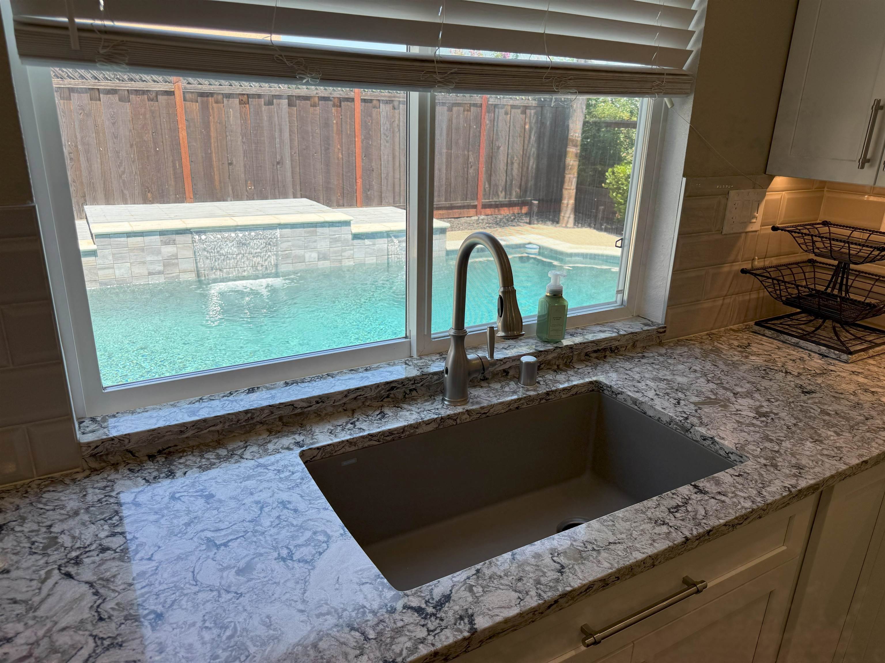 Detail Gallery Image 13 of 40 For 895 Boltzen Ct, Brentwood,  CA 94513 - 4 Beds | 2/1 Baths