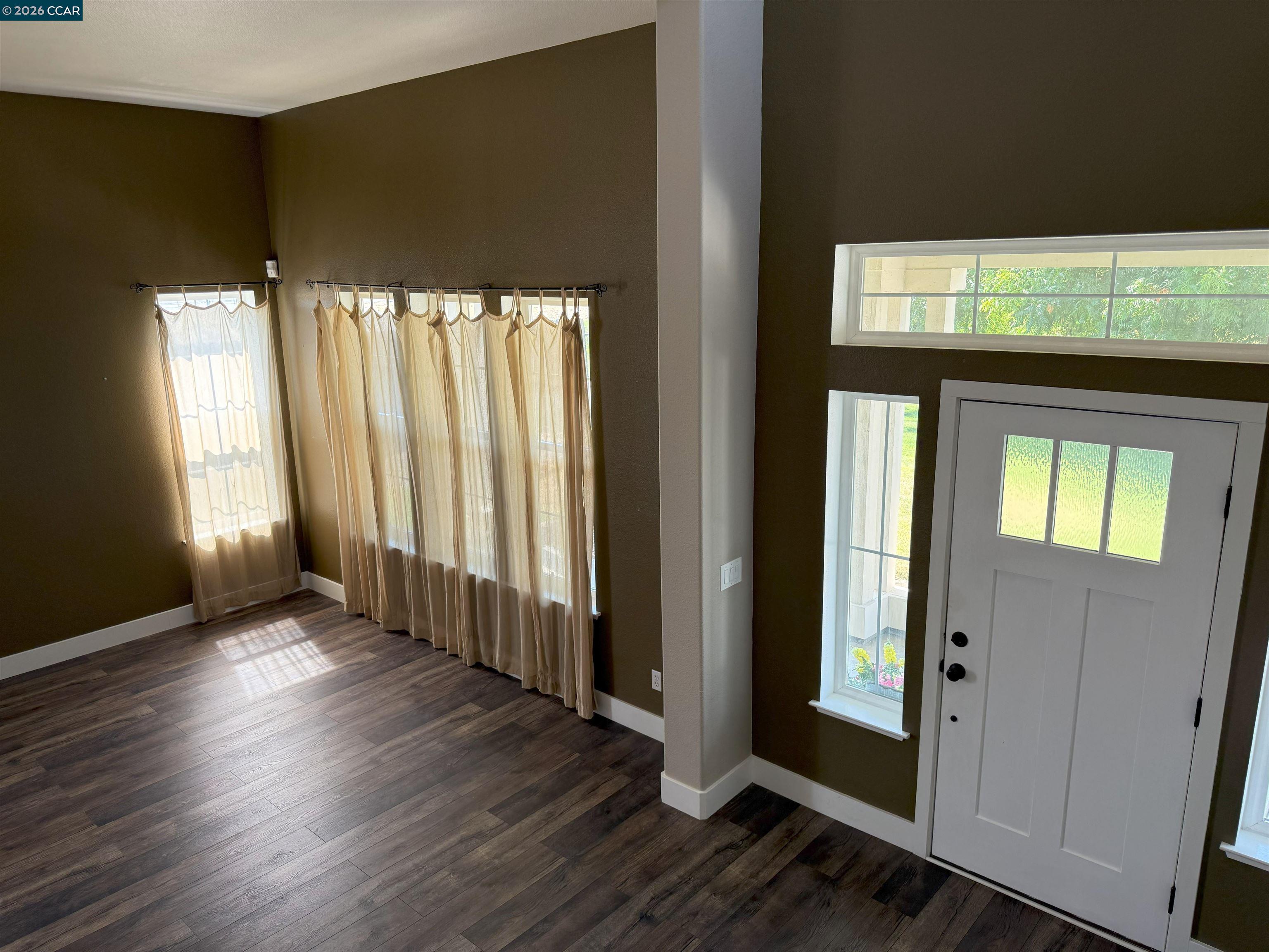 Detail Gallery Image 6 of 44 For 895 Boltzen Ct, Brentwood,  CA 94513 - 4 Beds | 2/1 Baths