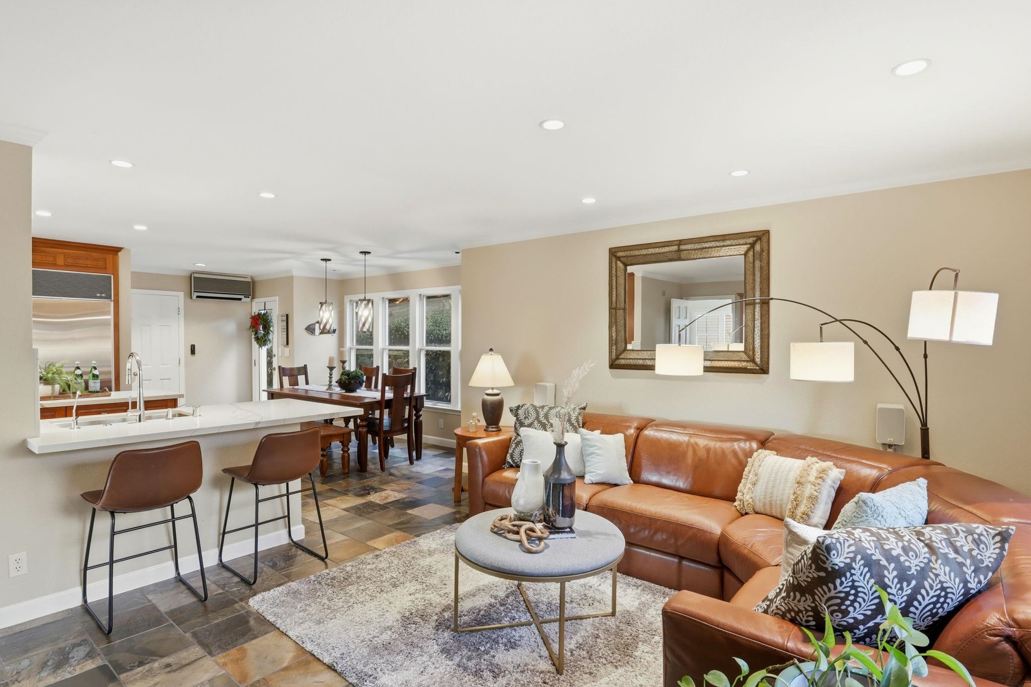 Detail Gallery Image 12 of 54 For 4 Corte Santa Clara, Moraga,  CA 94556 - 4 Beds | 3 Baths