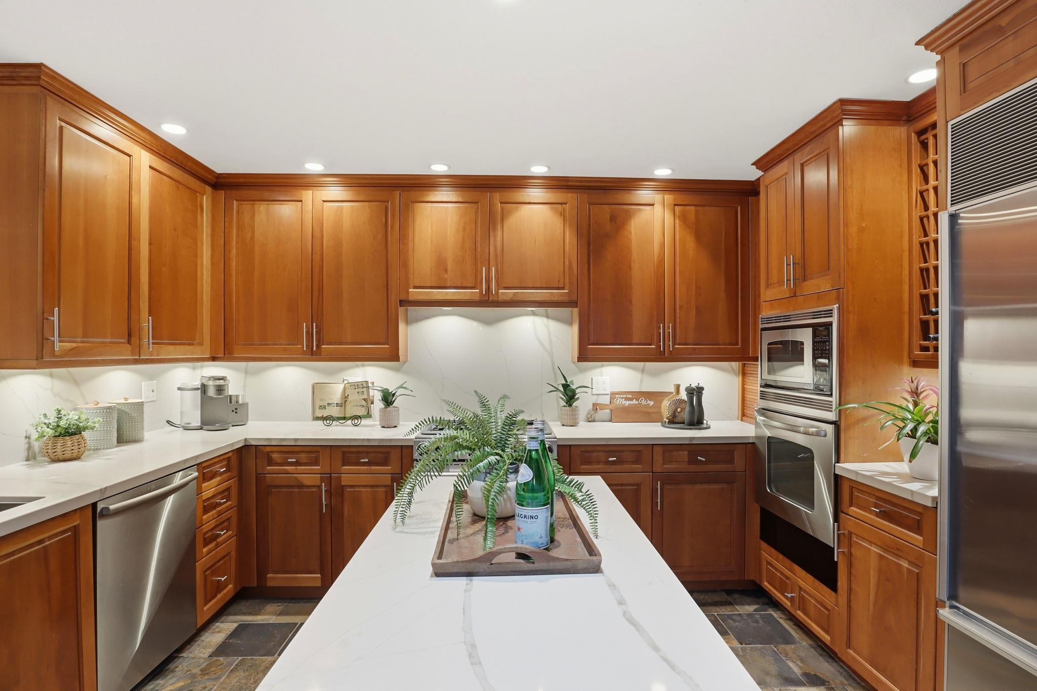 Detail Gallery Image 15 of 54 For 4 Corte Santa Clara, Moraga,  CA 94556 - 4 Beds | 3 Baths