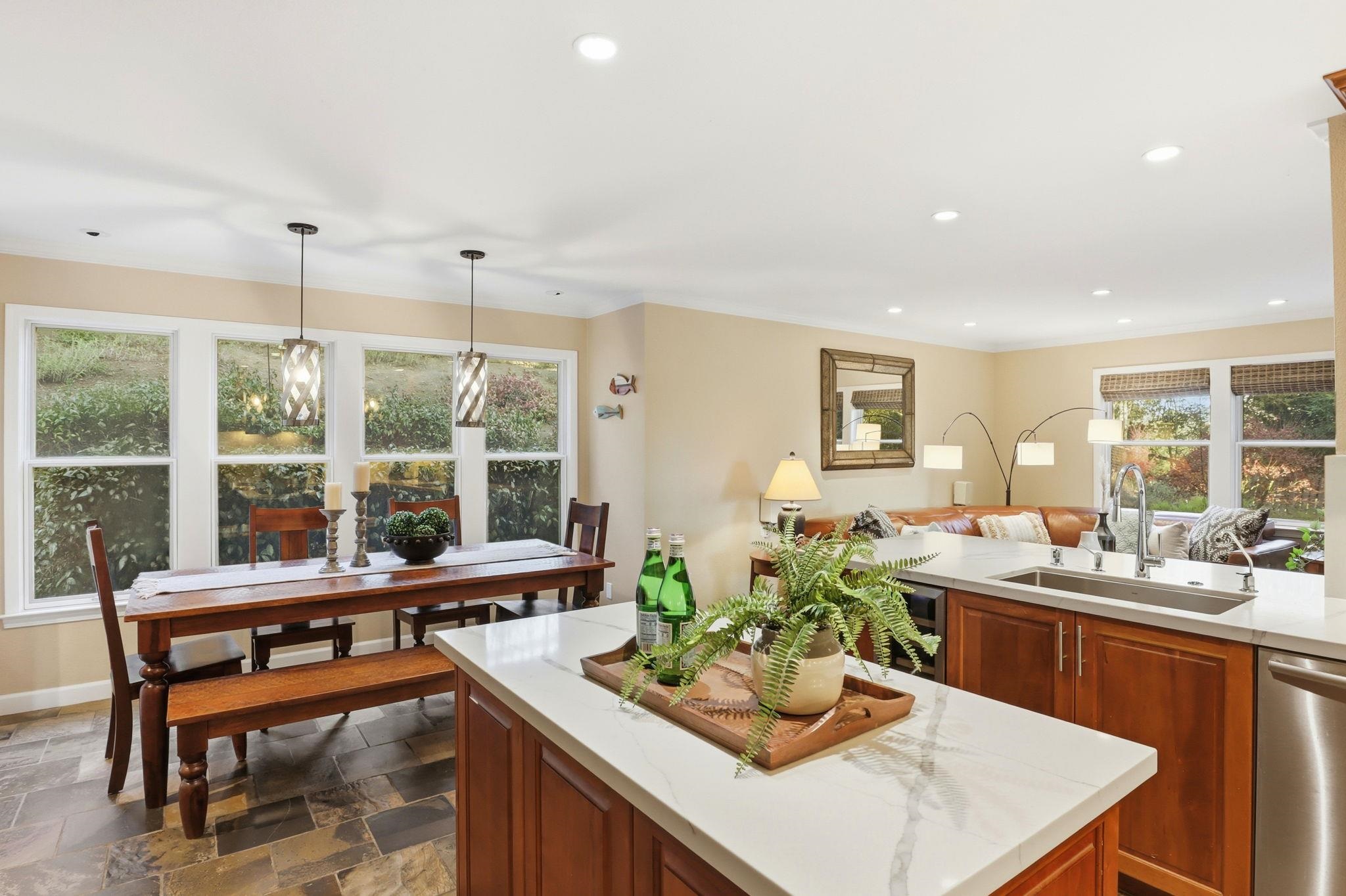 Detail Gallery Image 16 of 54 For 4 Corte Santa Clara, Moraga,  CA 94556 - 4 Beds | 3 Baths