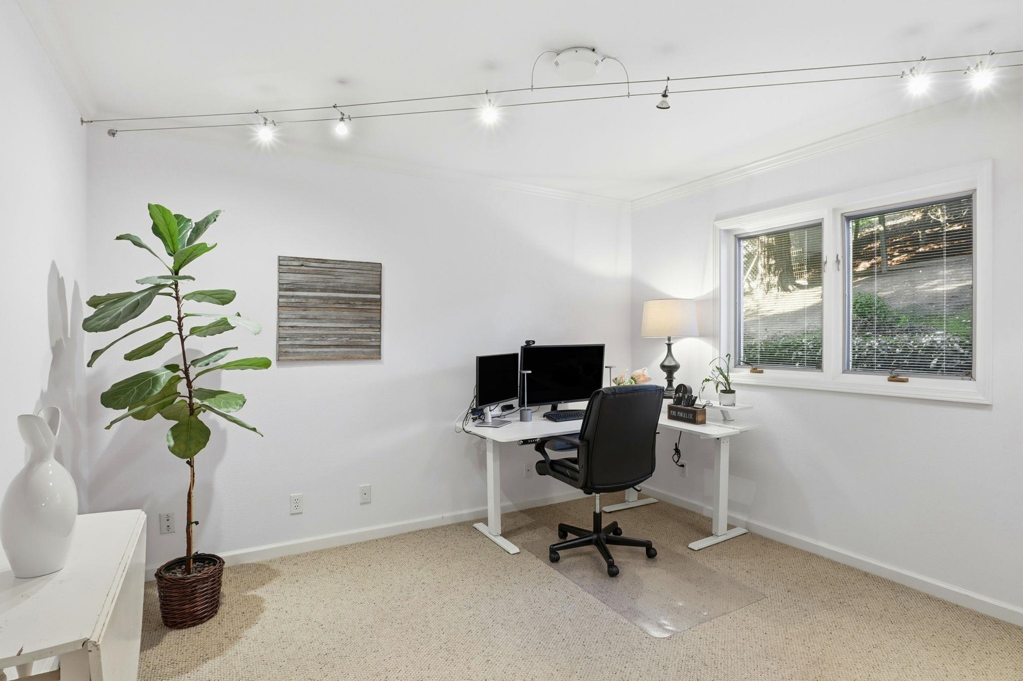 Detail Gallery Image 21 of 54 For 4 Corte Santa Clara, Moraga,  CA 94556 - 4 Beds | 3 Baths