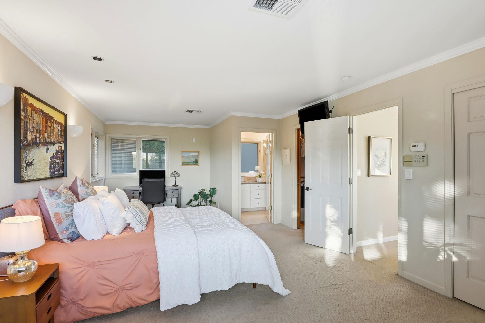 Detail Gallery Image 24 of 54 For 4 Corte Santa Clara, Moraga,  CA 94556 - 4 Beds | 3 Baths