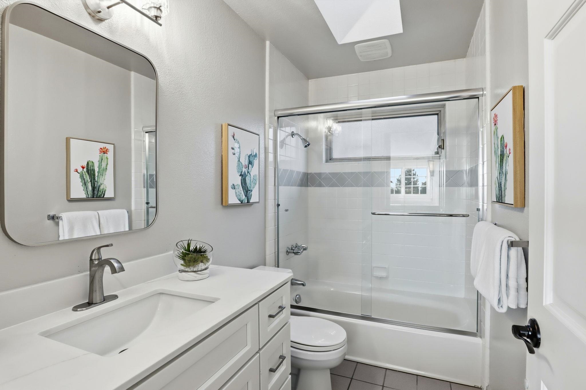 Detail Gallery Image 37 of 54 For 4 Corte Santa Clara, Moraga,  CA 94556 - 4 Beds | 3 Baths