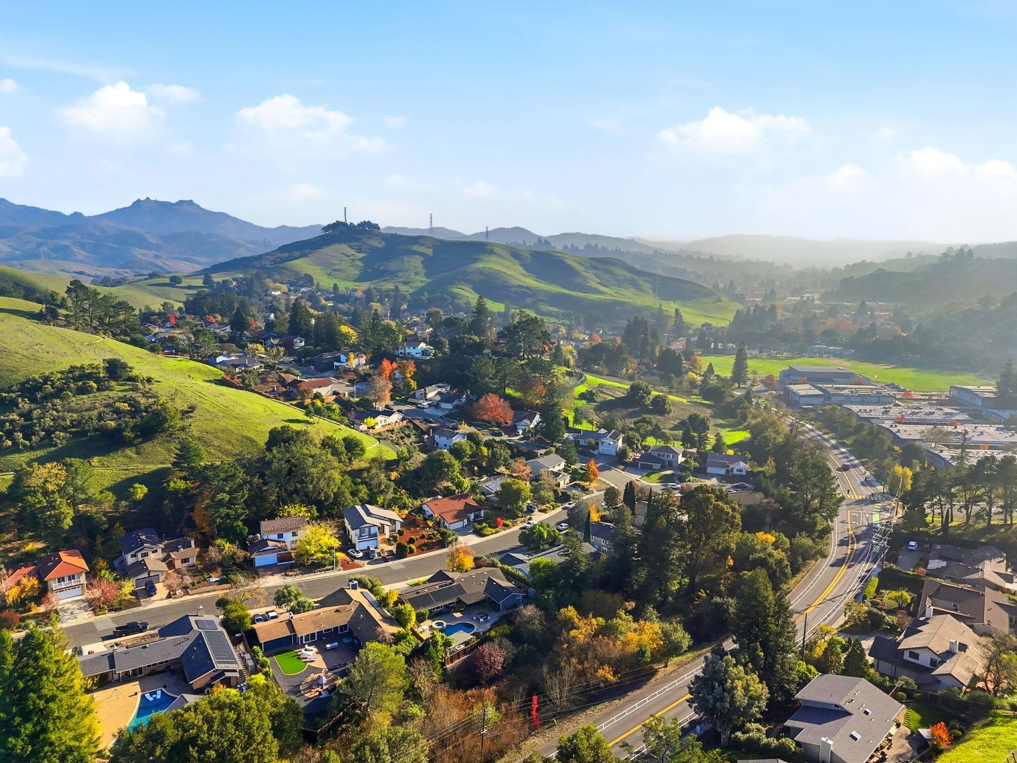 Detail Gallery Image 53 of 54 For 4 Corte Santa Clara, Moraga,  CA 94556 - 4 Beds | 3 Baths