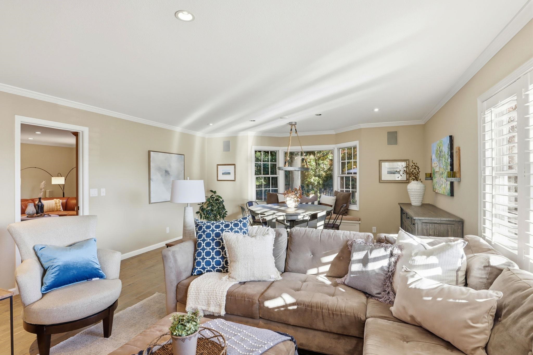 Detail Gallery Image 8 of 54 For 4 Corte Santa Clara, Moraga,  CA 94556 - 4 Beds | 3 Baths