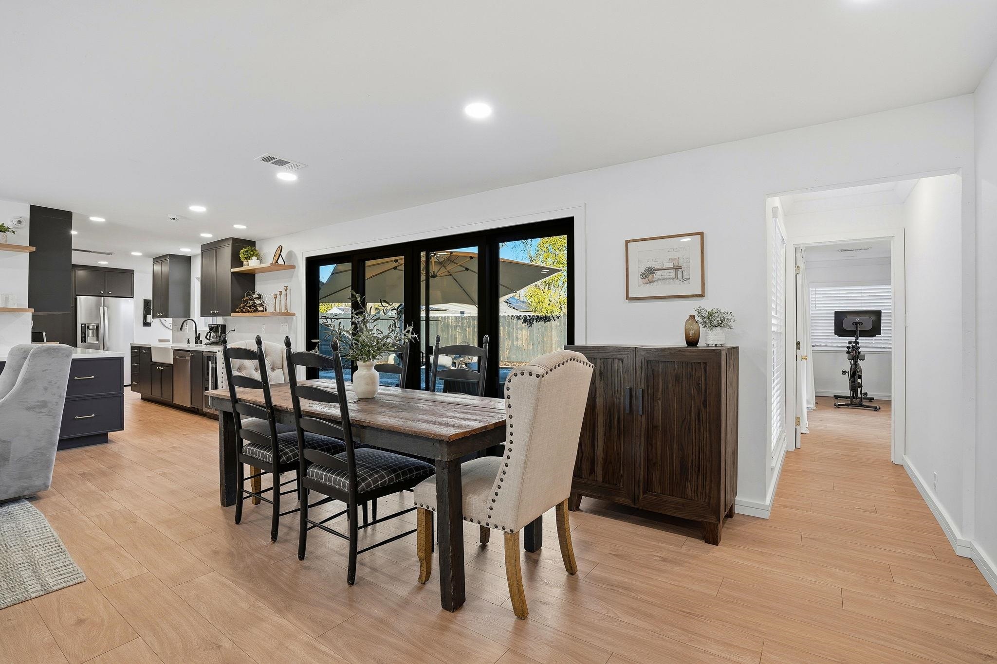 Detail Gallery Image 13 of 30 For 184 Hazel Drive, Pleasant Hill,  CA 94523 - 3 Beds | 2 Baths