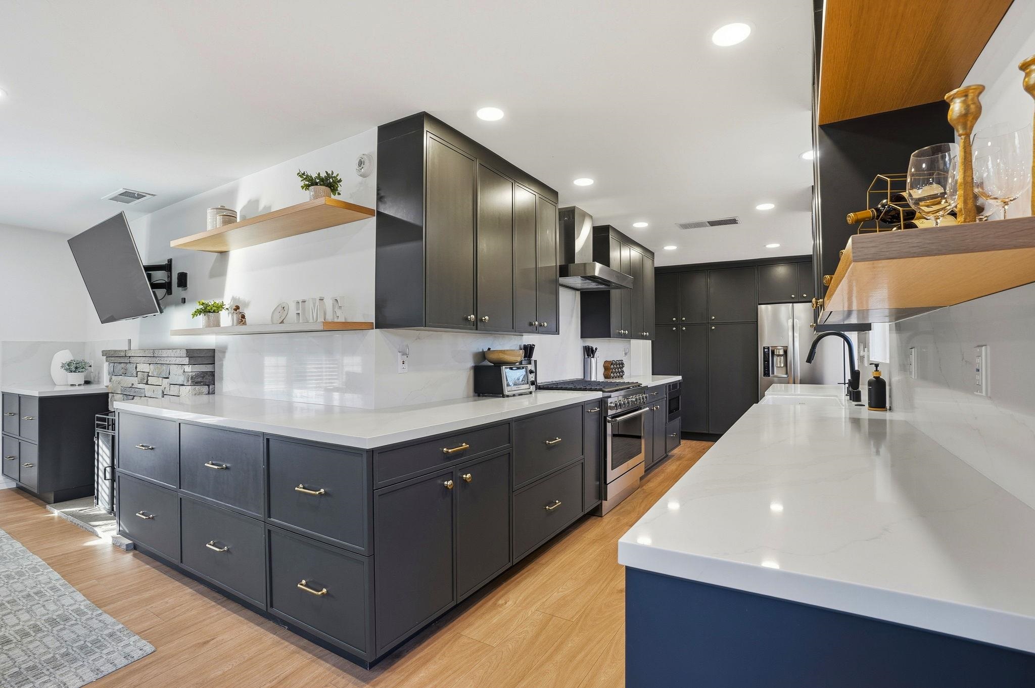 Detail Gallery Image 7 of 30 For 184 Hazel Drive, Pleasant Hill,  CA 94523 - 3 Beds | 2 Baths