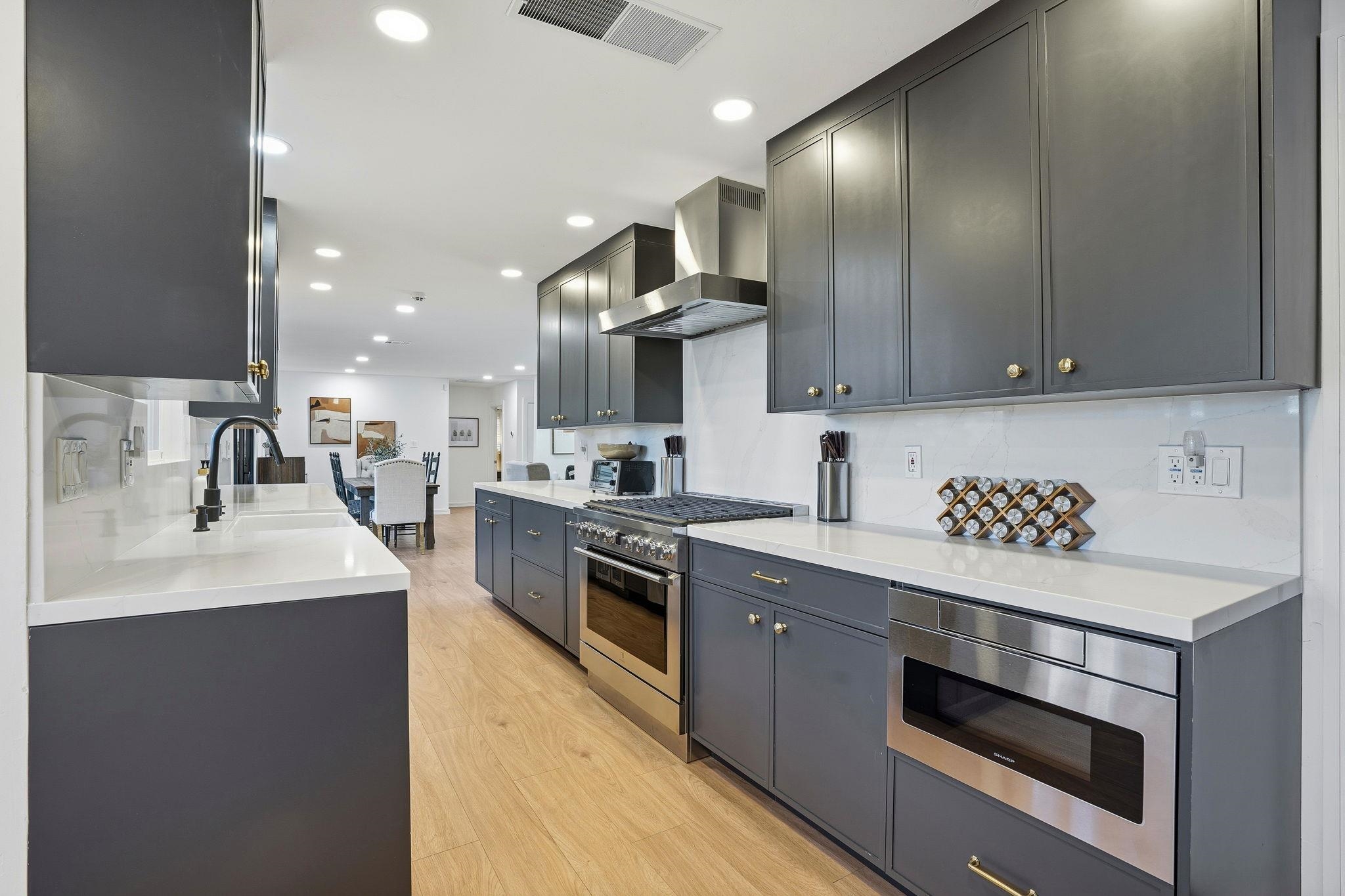 Detail Gallery Image 8 of 30 For 184 Hazel Drive, Pleasant Hill,  CA 94523 - 3 Beds | 2 Baths