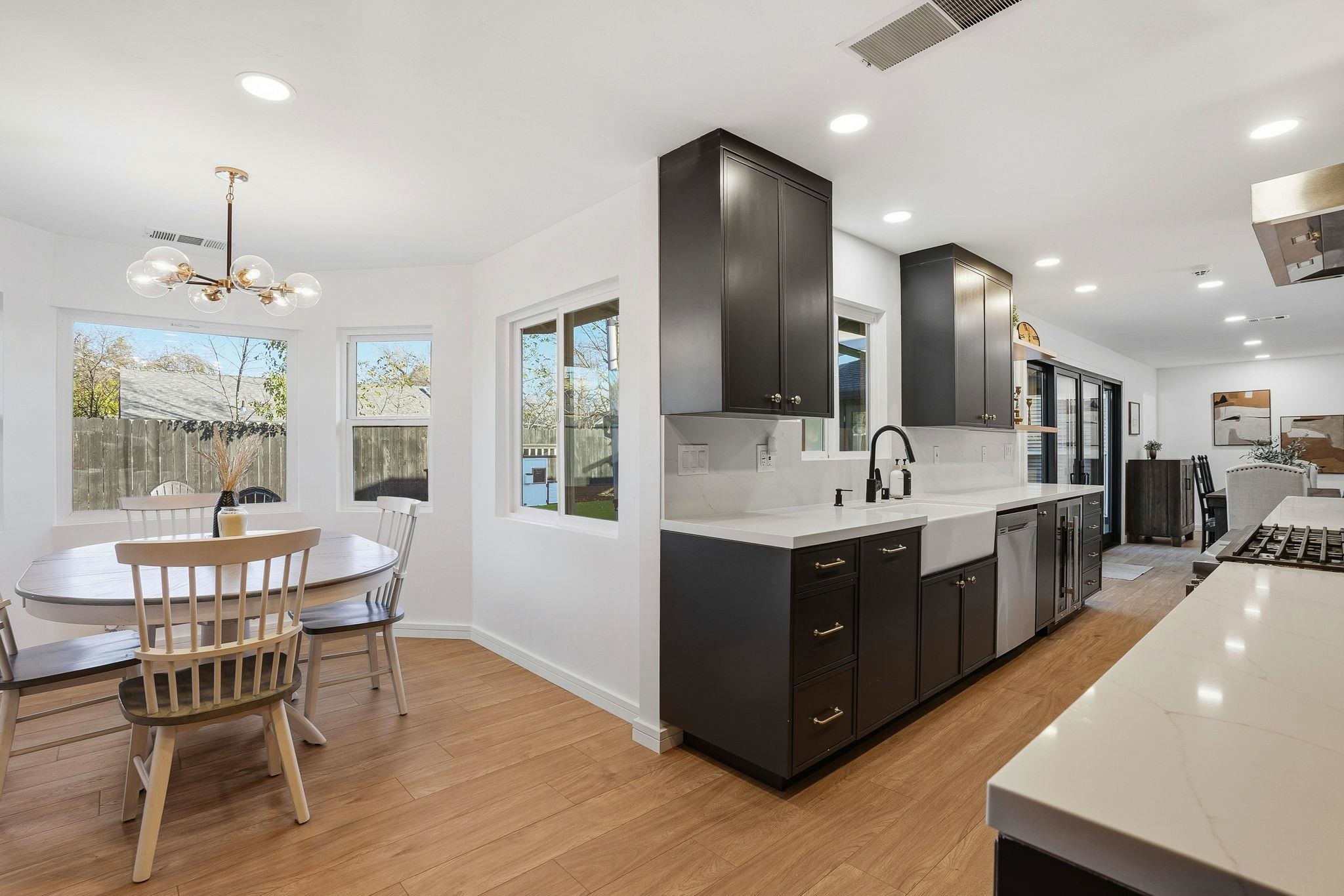 Detail Gallery Image 9 of 30 For 184 Hazel Drive, Pleasant Hill,  CA 94523 - 3 Beds | 2 Baths