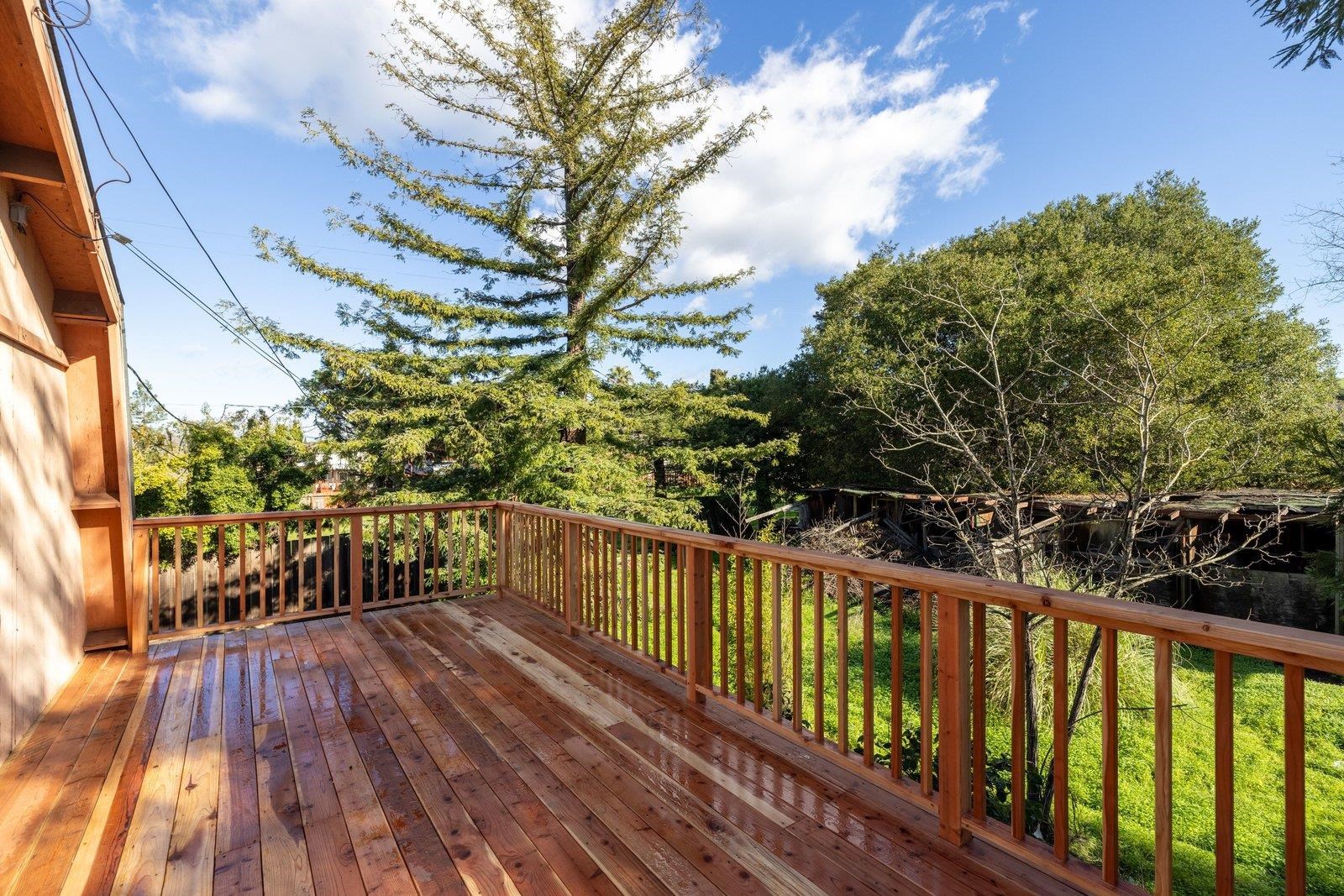 Detail Gallery Image 19 of 53 For 23884 Madeiros Ave, Hayward,  CA 94541 - 3 Beds | 2/1 Baths