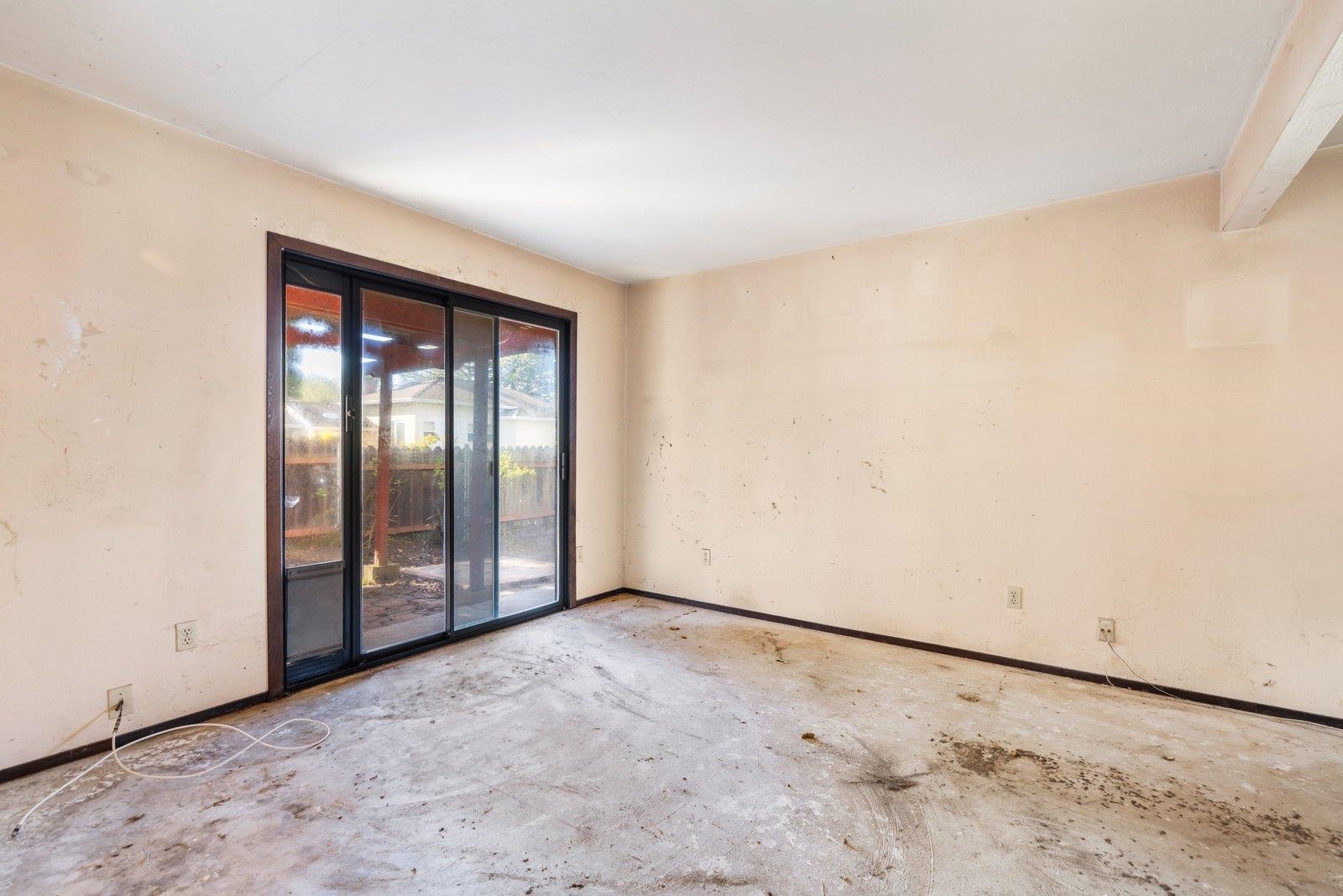 Detail Gallery Image 37 of 53 For 23884 Madeiros Ave, Hayward,  CA 94541 - 3 Beds | 2/1 Baths