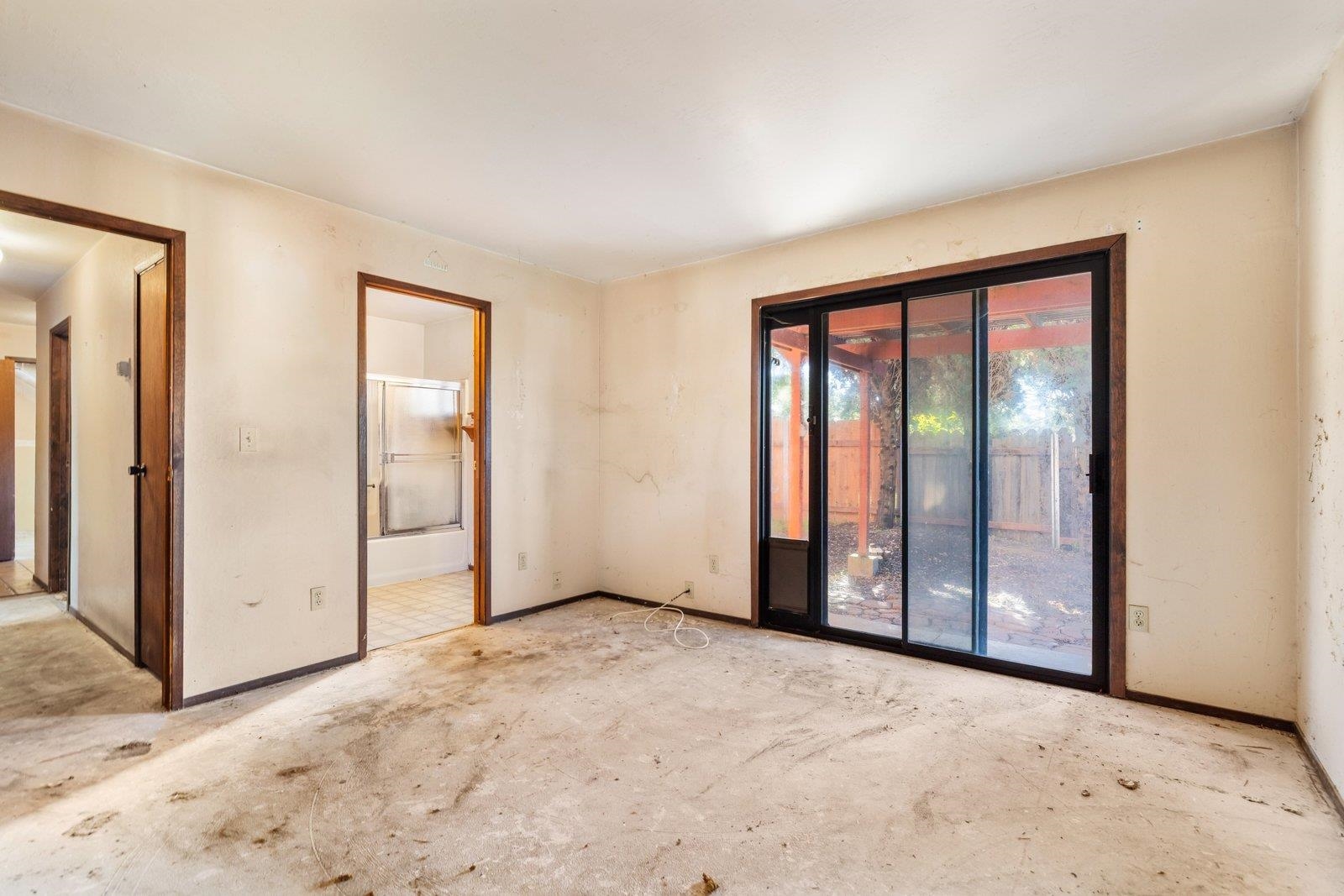 Detail Gallery Image 38 of 53 For 23884 Madeiros Ave, Hayward,  CA 94541 - 3 Beds | 2/1 Baths