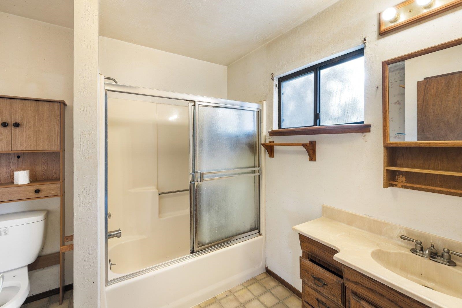 Detail Gallery Image 41 of 53 For 23884 Madeiros Ave, Hayward,  CA 94541 - 3 Beds | 2/1 Baths