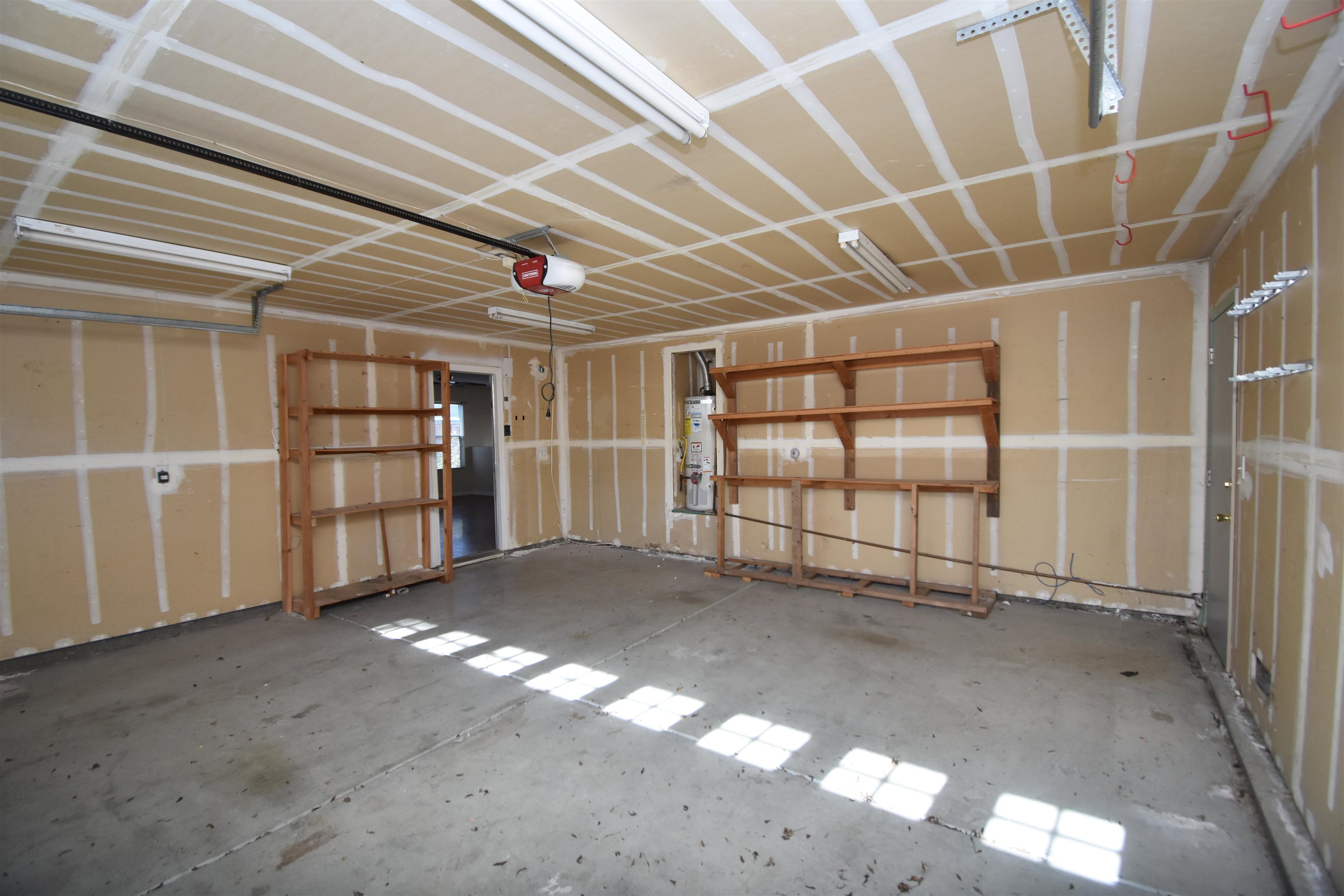 Detail Gallery Image 15 of 17 For 973 Vernon Berry Ln, Tracy,  CA 95376 - 3 Beds | 2 Baths