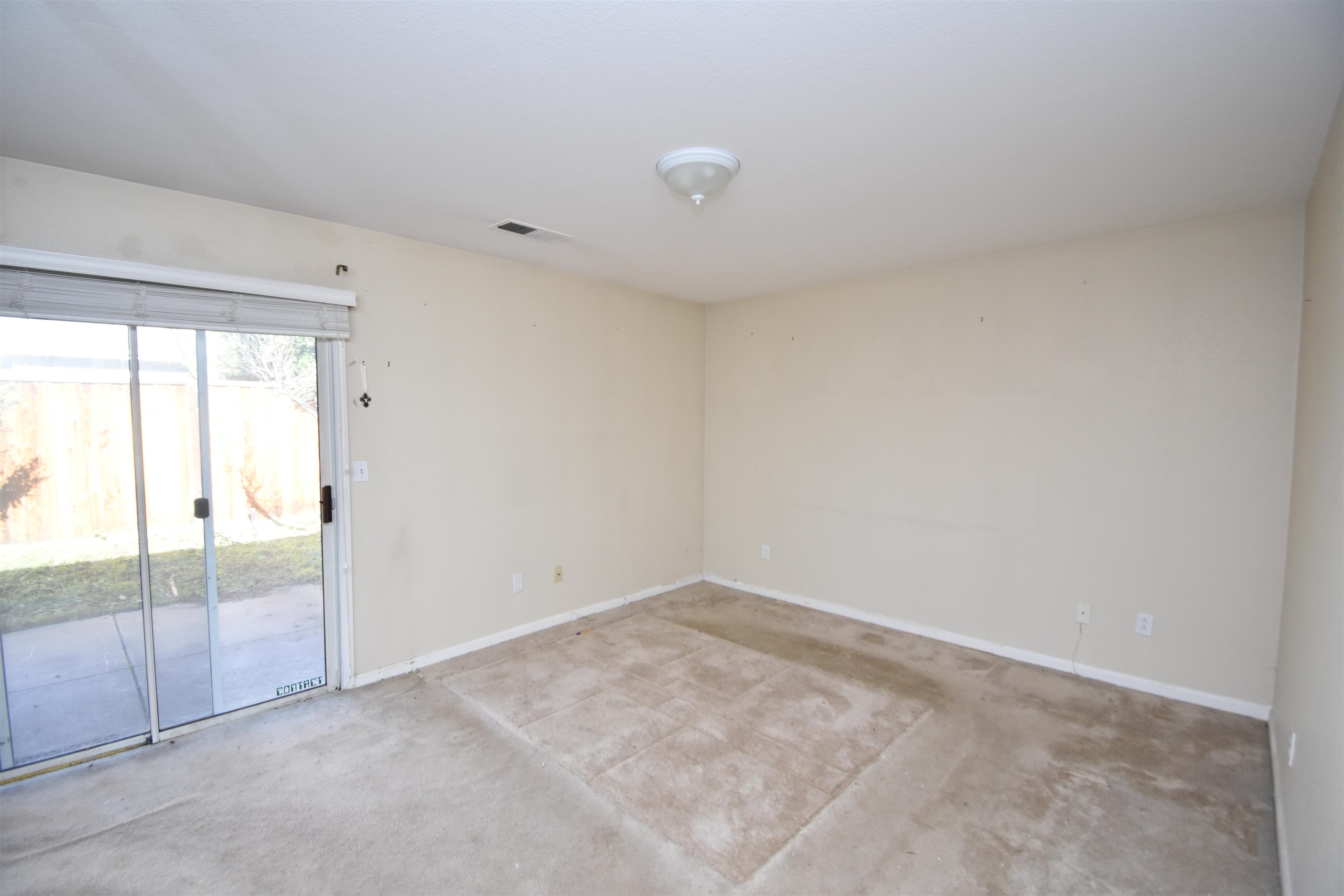 Detail Gallery Image 10 of 17 For 973 Vernon Berry Ln, Tracy,  CA 95376 - 3 Beds | 2 Baths