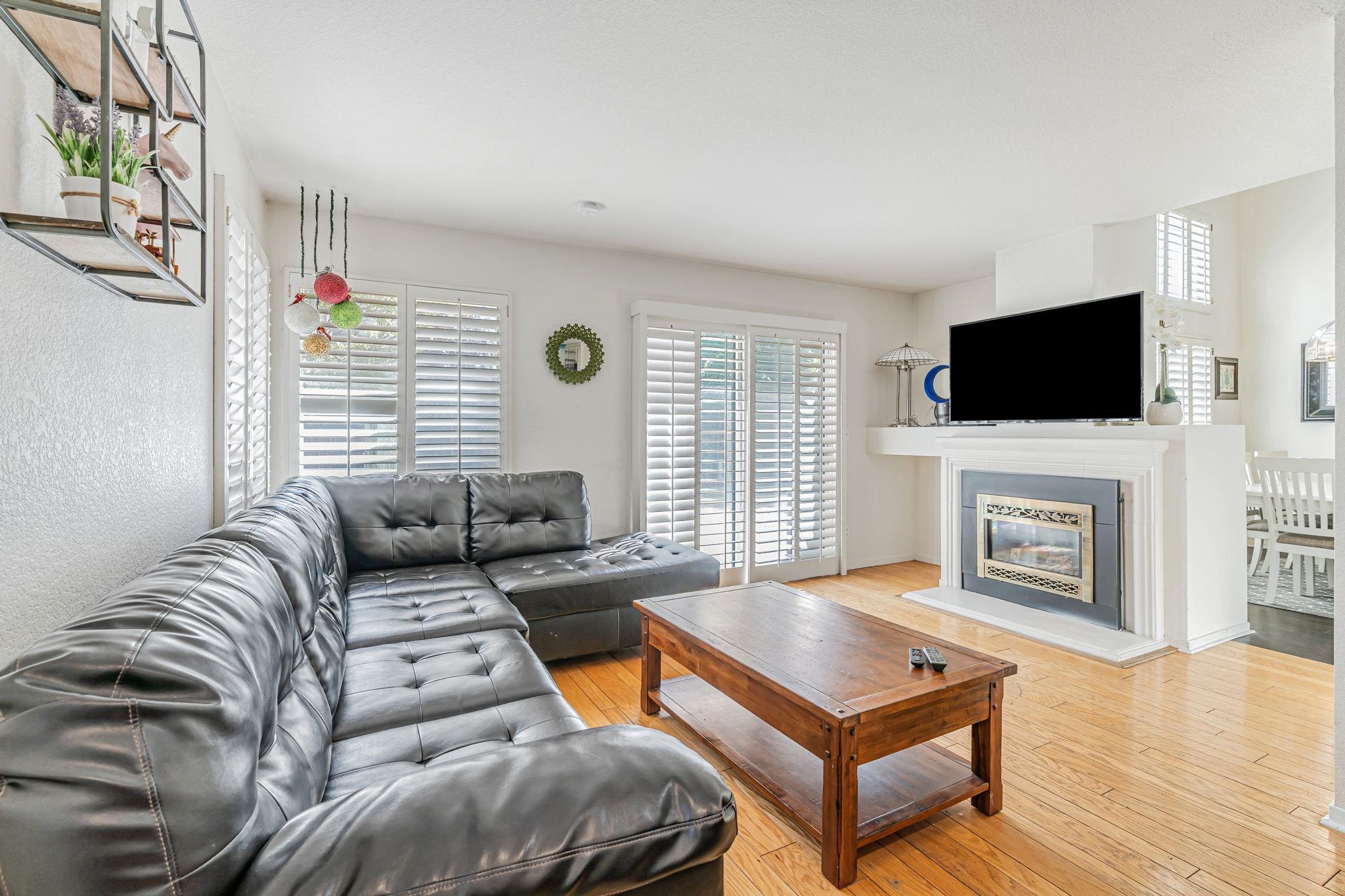 Detail Gallery Image 11 of 35 For 5115 Equestrian, Antioch,  CA 94531 - 3 Beds | 2/1 Baths