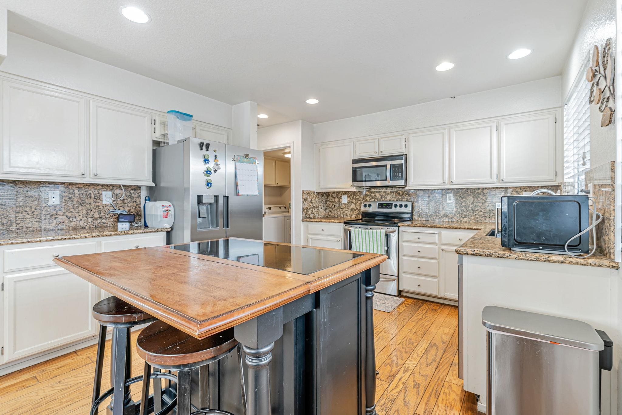 Detail Gallery Image 12 of 35 For 5115 Equestrian, Antioch,  CA 94531 - 3 Beds | 2/1 Baths