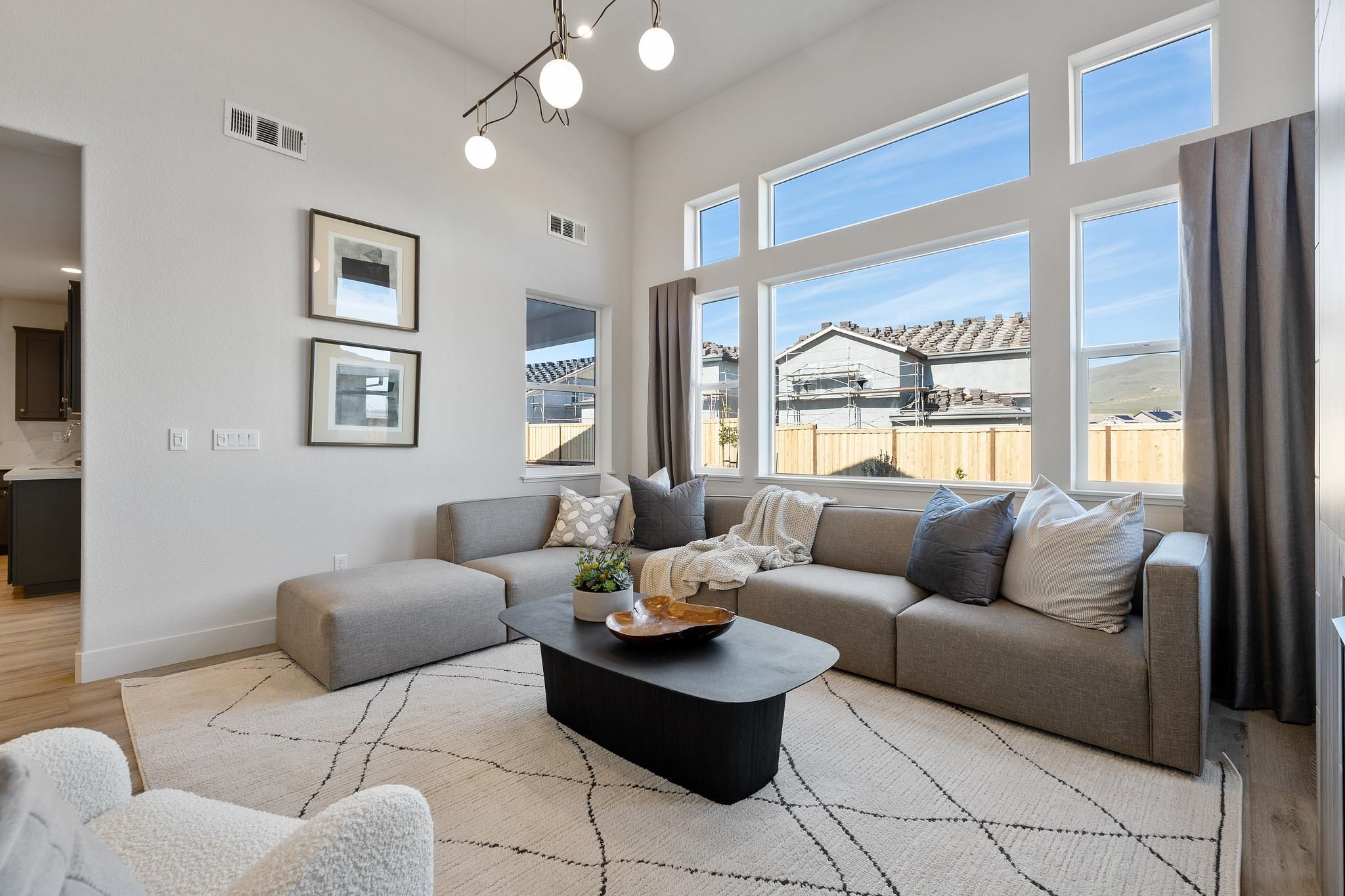 Detail Gallery Image 22 of 60 For 1552 Millennium Way, Fairfield,  CA 94533 - 5 Beds | 4 Baths