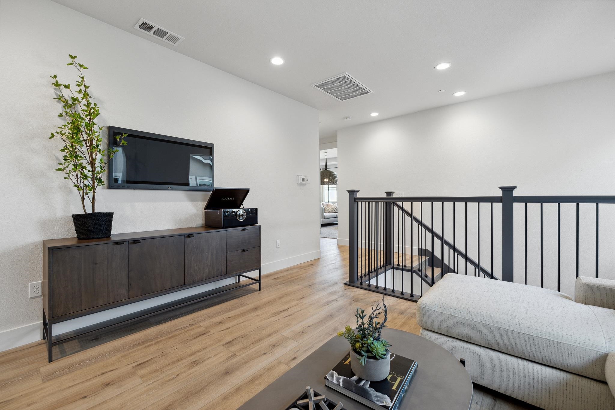 Detail Gallery Image 34 of 60 For 1552 Millennium Way, Fairfield,  CA 94533 - 5 Beds | 4 Baths