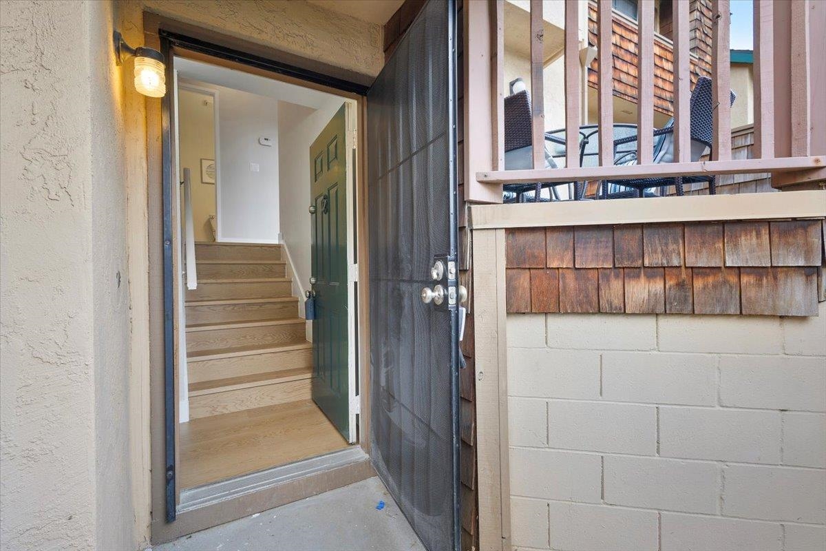 Detail Gallery Image 5 of 49 For 43163 Grimmer Ter, Fremont,  CA 94538 - 2 Beds | 2 Baths