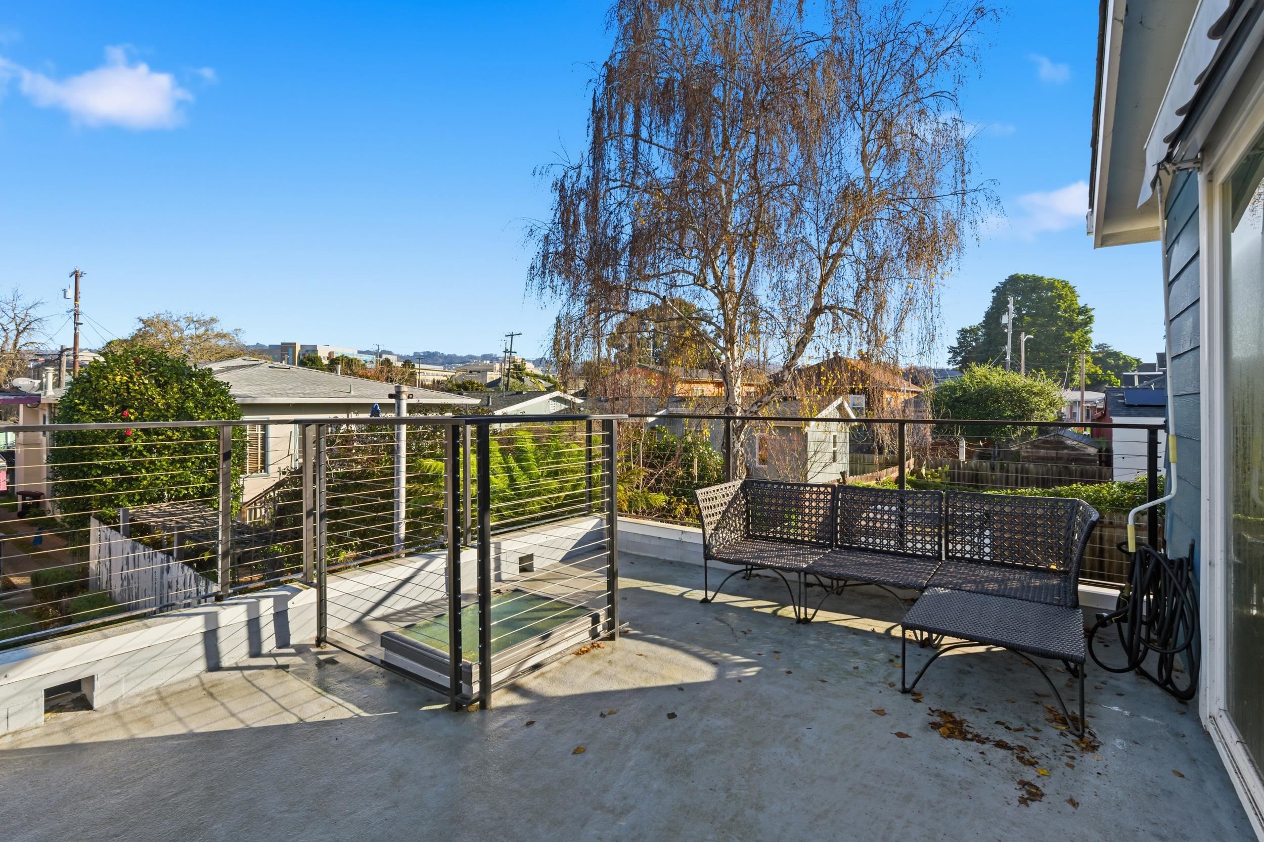 Detail Gallery Image 22 of 34 For 820 46th St., Oakland,  CA 94608 - 1 Beds | 1/1 Baths