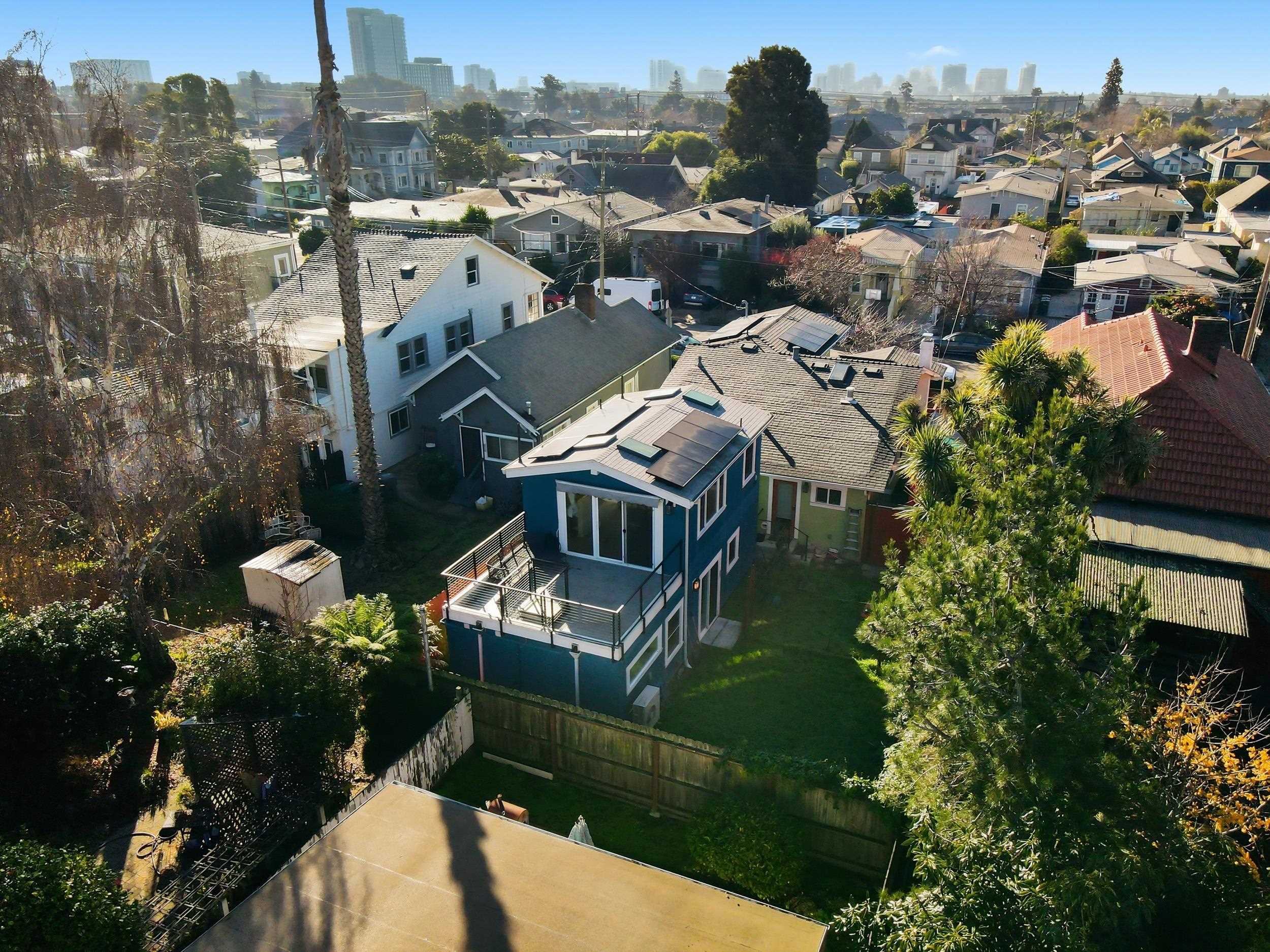 Detail Gallery Image 28 of 34 For 820 46th St., Oakland,  CA 94608 - 1 Beds | 1/1 Baths