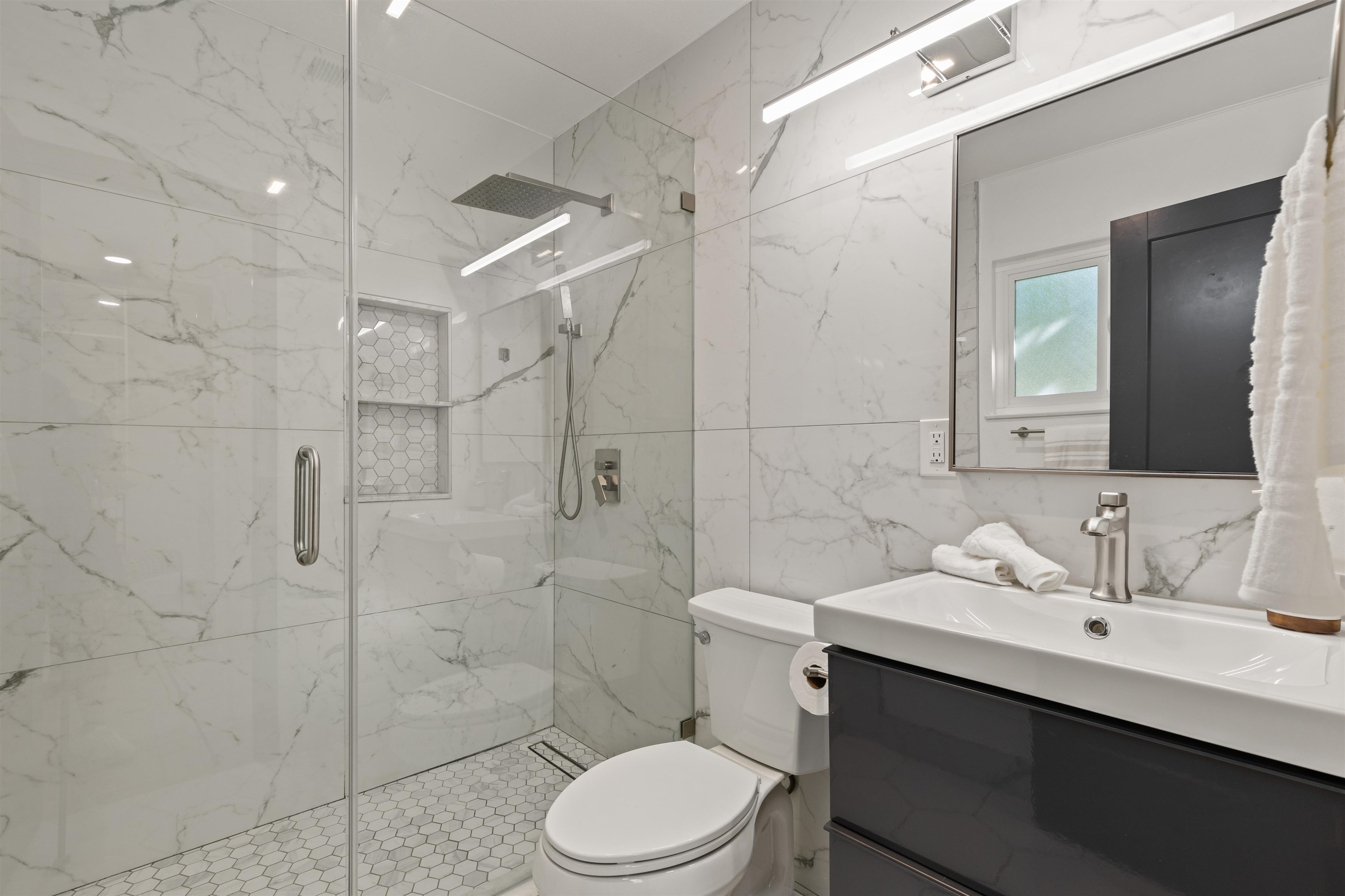 Detail Gallery Image 17 of 40 For 24732 Alanwood St, –,  CA 92630 - 3 Beds | 2 Baths