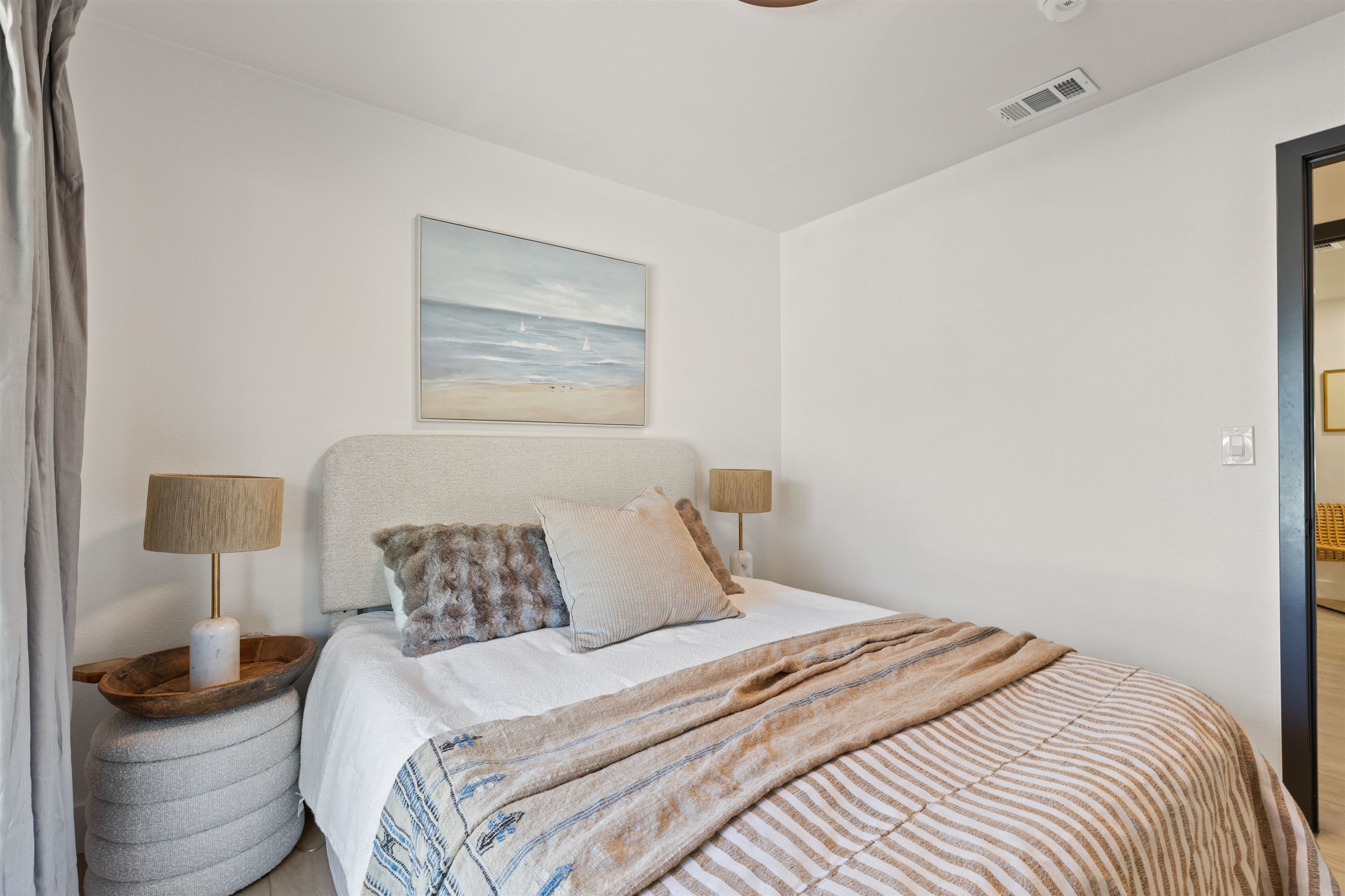 Detail Gallery Image 19 of 40 For 24732 Alanwood St, –,  CA 92630 - 3 Beds | 2 Baths