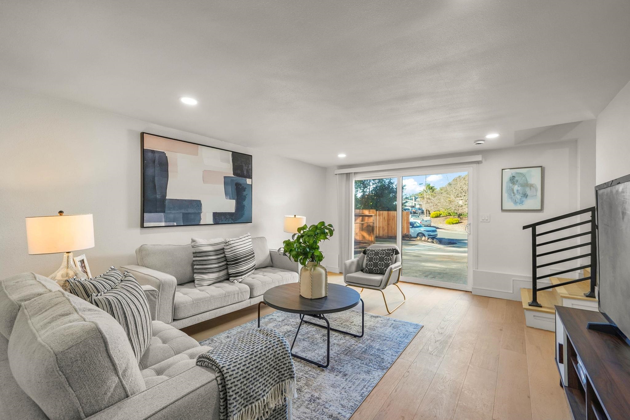 Detail Gallery Image 7 of 42 For 1120 Evans Ave, Napa,  CA 94559-2137 - 4 Beds | 3/1 Baths