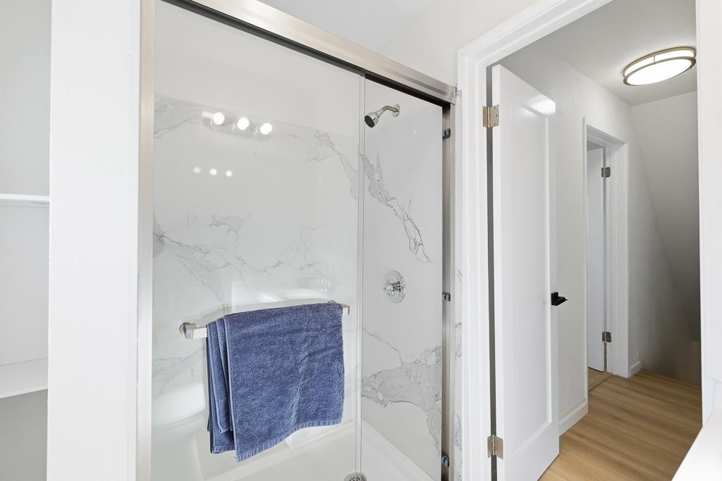 Detail Gallery Image 32 of 43 For 2217 E 24th St, Oakland,  CA 94606 - 3 Beds | 1/1 Baths