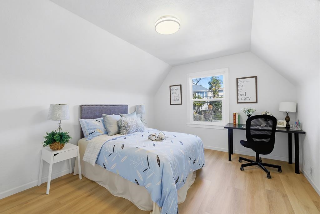 Detail Gallery Image 33 of 43 For 2217 E 24th St, Oakland,  CA 94606 - 3 Beds | 1/1 Baths