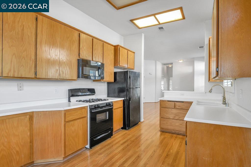 Detail Gallery Image 12 of 39 For 360 Winesap Dr, Brentwood,  CA 94513 - 2 Beds | 2 Baths