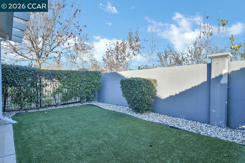 Detail Gallery Image 24 of 39 For 360 Winesap Dr, Brentwood,  CA 94513 - 2 Beds | 2 Baths