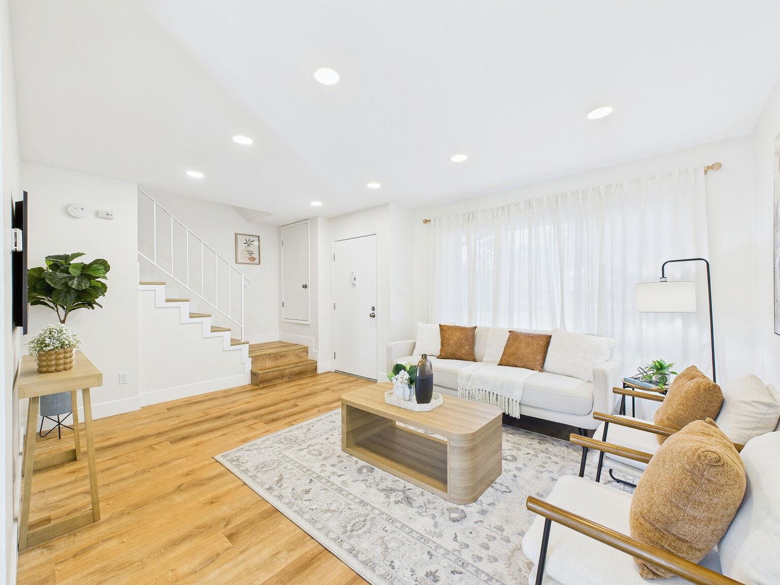 Detail Gallery Image 2 of 56 For 8 Park Ct, Richmond,  CA 94803 - 2 Beds | 1/1 Baths