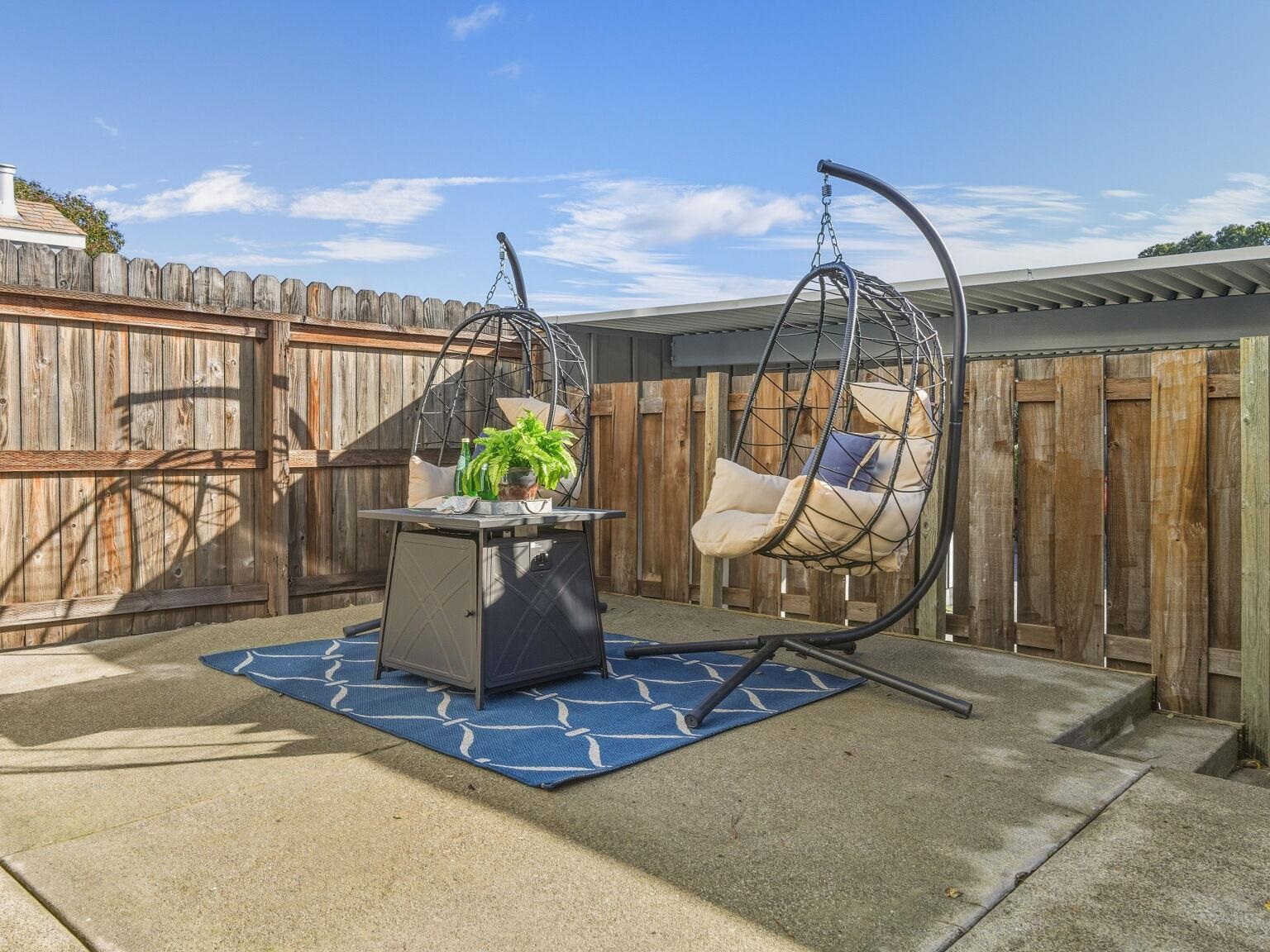 Detail Gallery Image 5 of 56 For 8 Park Ct, Richmond,  CA 94803 - 2 Beds | 1/1 Baths