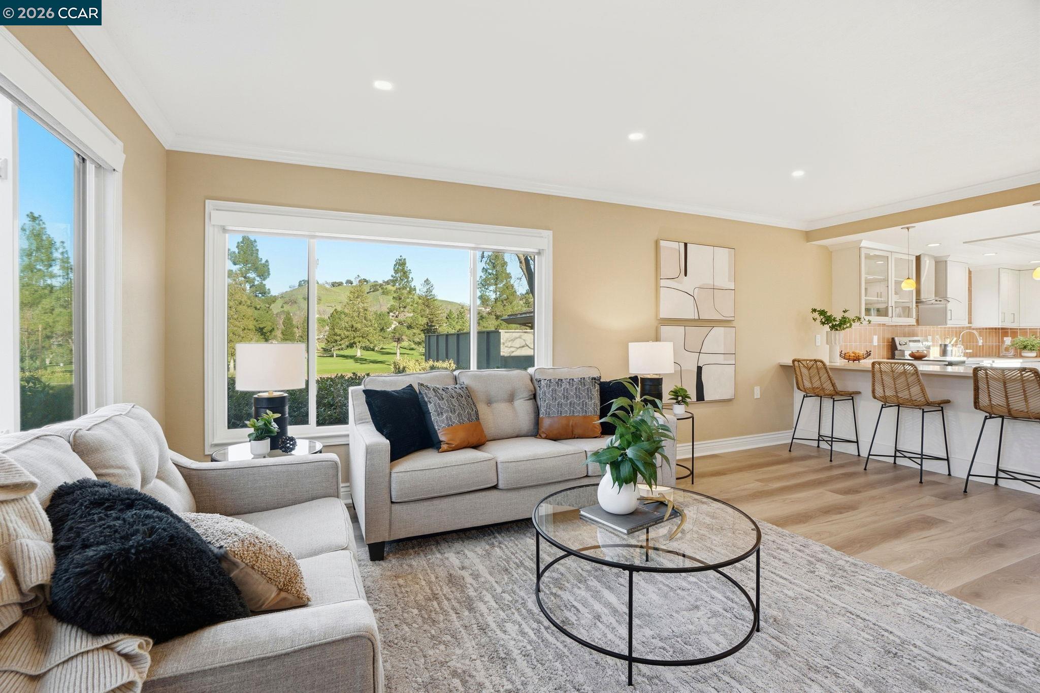 Photo #5: 41120437 Listing: Photo #5