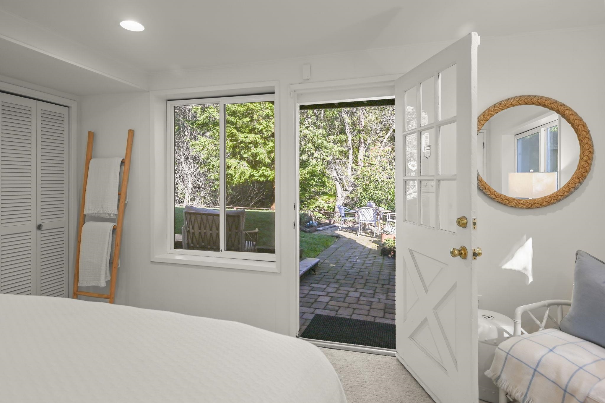 Detail Gallery Image 31 of 59 For 3326 Walnut Lane, Lafayette,  CA 94549 - 4 Beds | 2 Baths