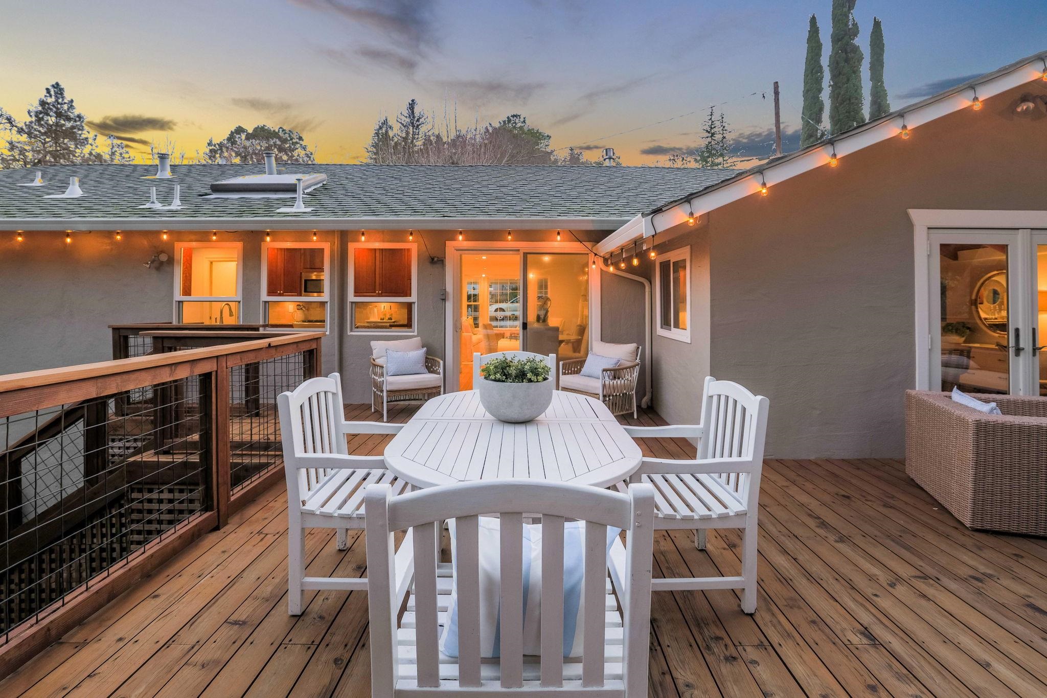 Detail Gallery Image 35 of 59 For 3326 Walnut Lane, Lafayette,  CA 94549 - 4 Beds | 2 Baths