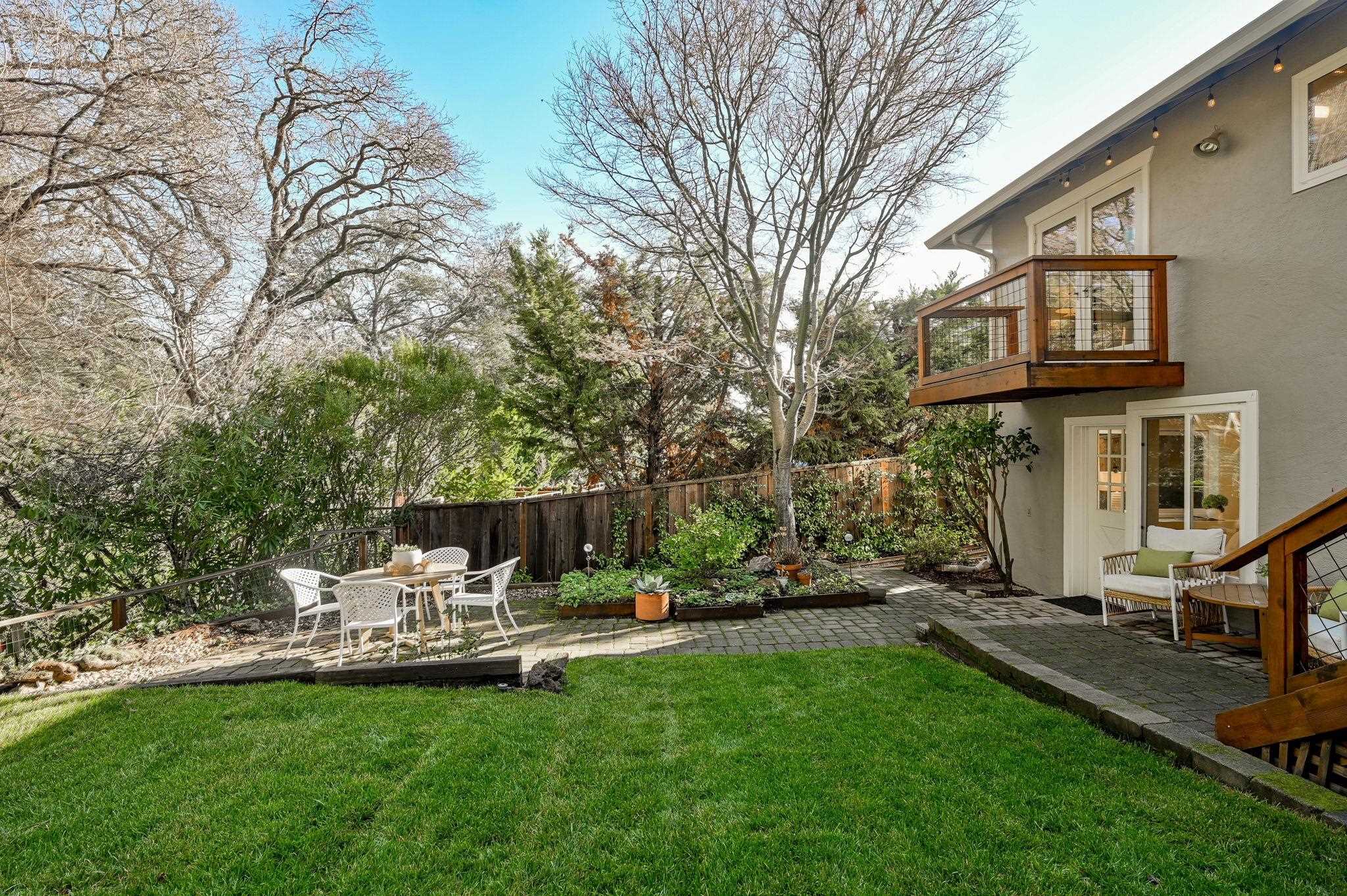 Detail Gallery Image 44 of 59 For 3326 Walnut Lane, Lafayette,  CA 94549 - 4 Beds | 2 Baths