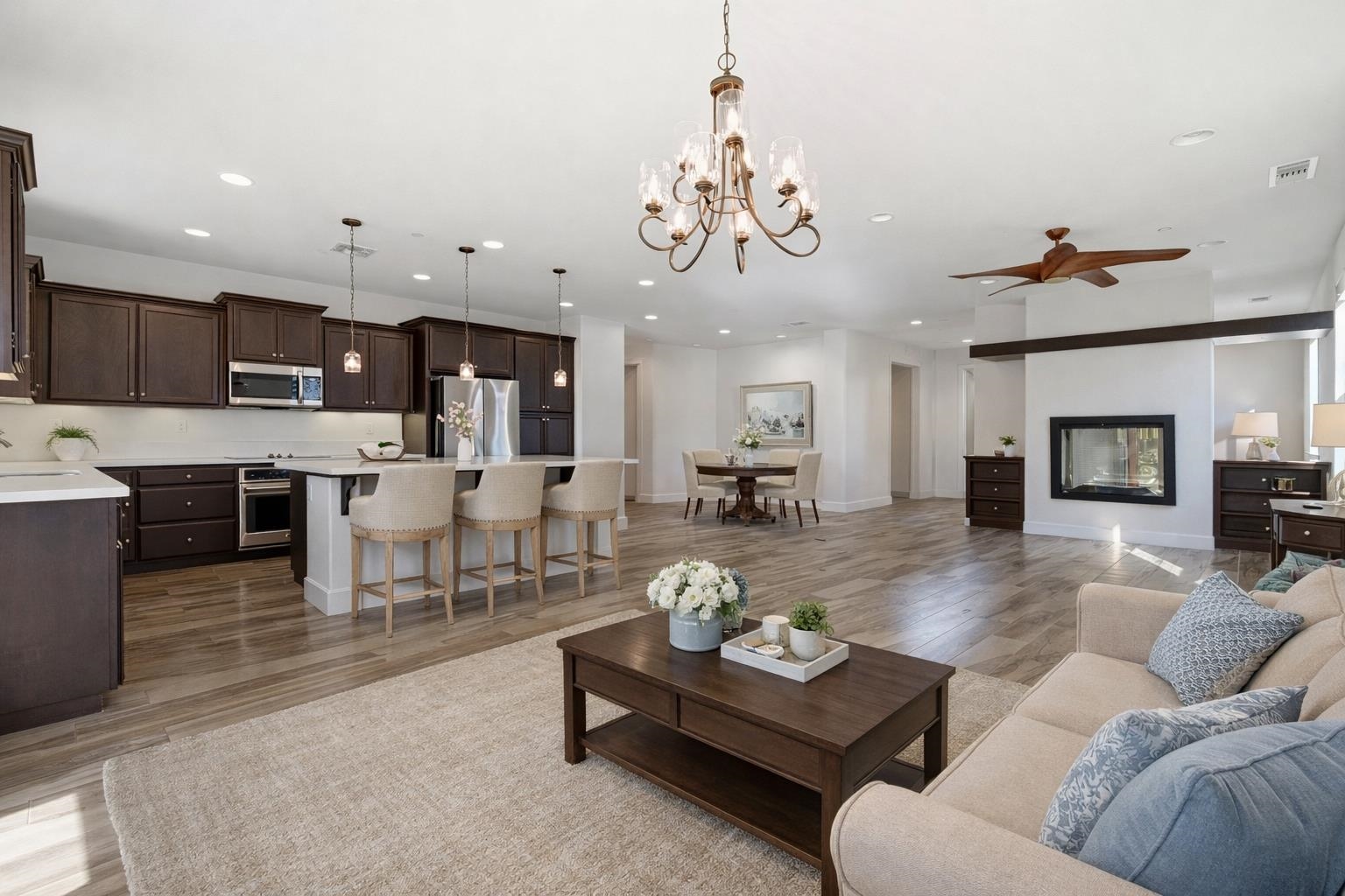 Detail Gallery Image 3 of 14 For 600 Falconcrest Way, Rio Vista,  CA 94571 - 2 Beds | 2 Baths