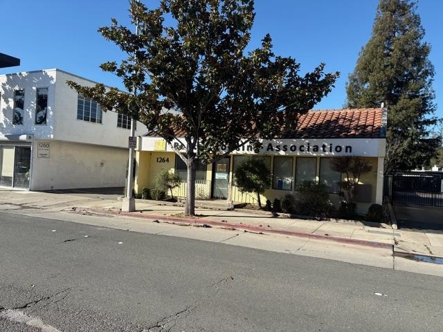 Front Image Thumbnail for BE41120448