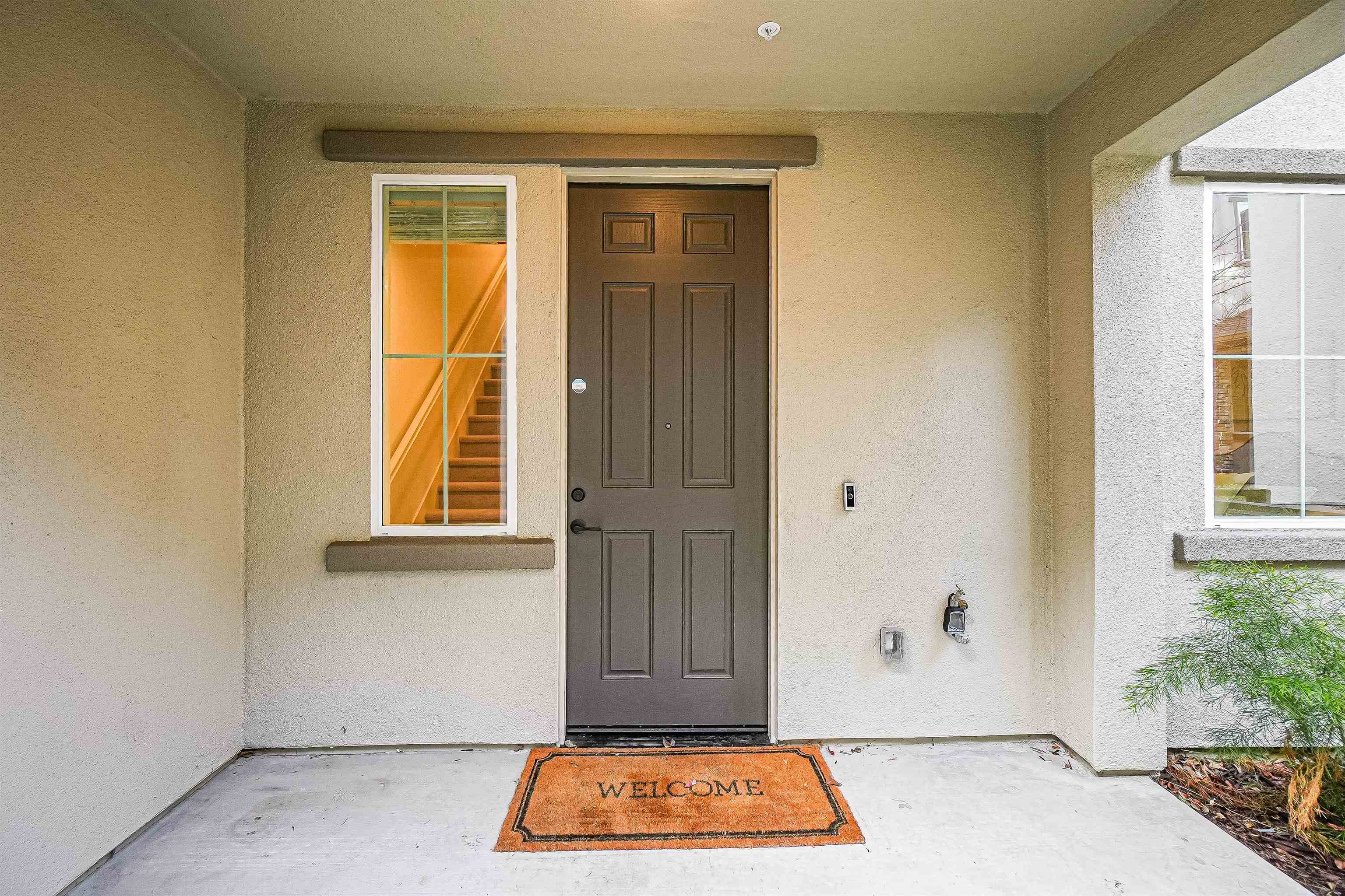 Detail Gallery Image 3 of 55 For 1725 Pedrozzi Cmn, Livermore,  CA 94551 - 4 Beds | 3/1 Baths