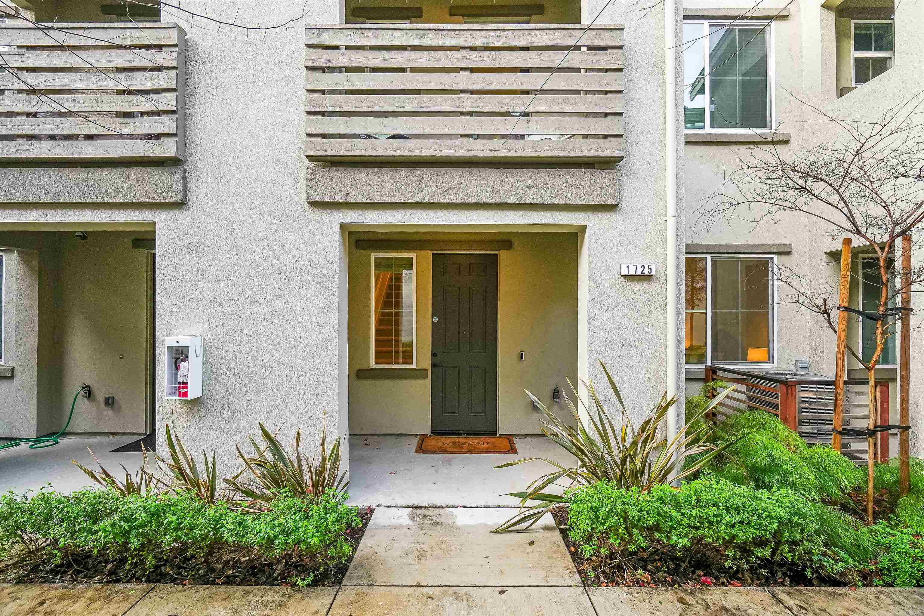 Detail Gallery Image 45 of 55 For 1725 Pedrozzi Cmn, Livermore,  CA 94551 - 4 Beds | 3/1 Baths